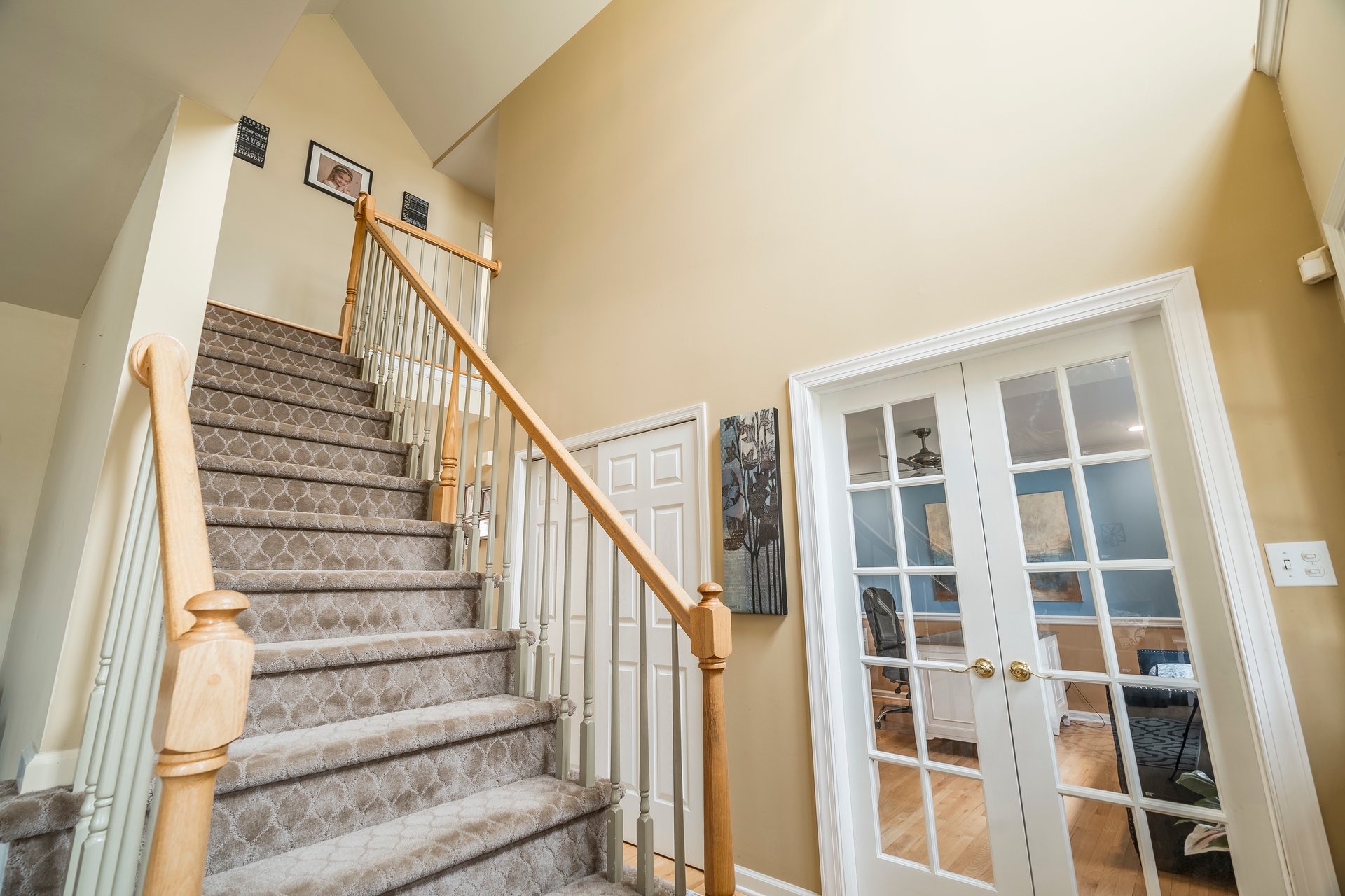 7055 Maple Court