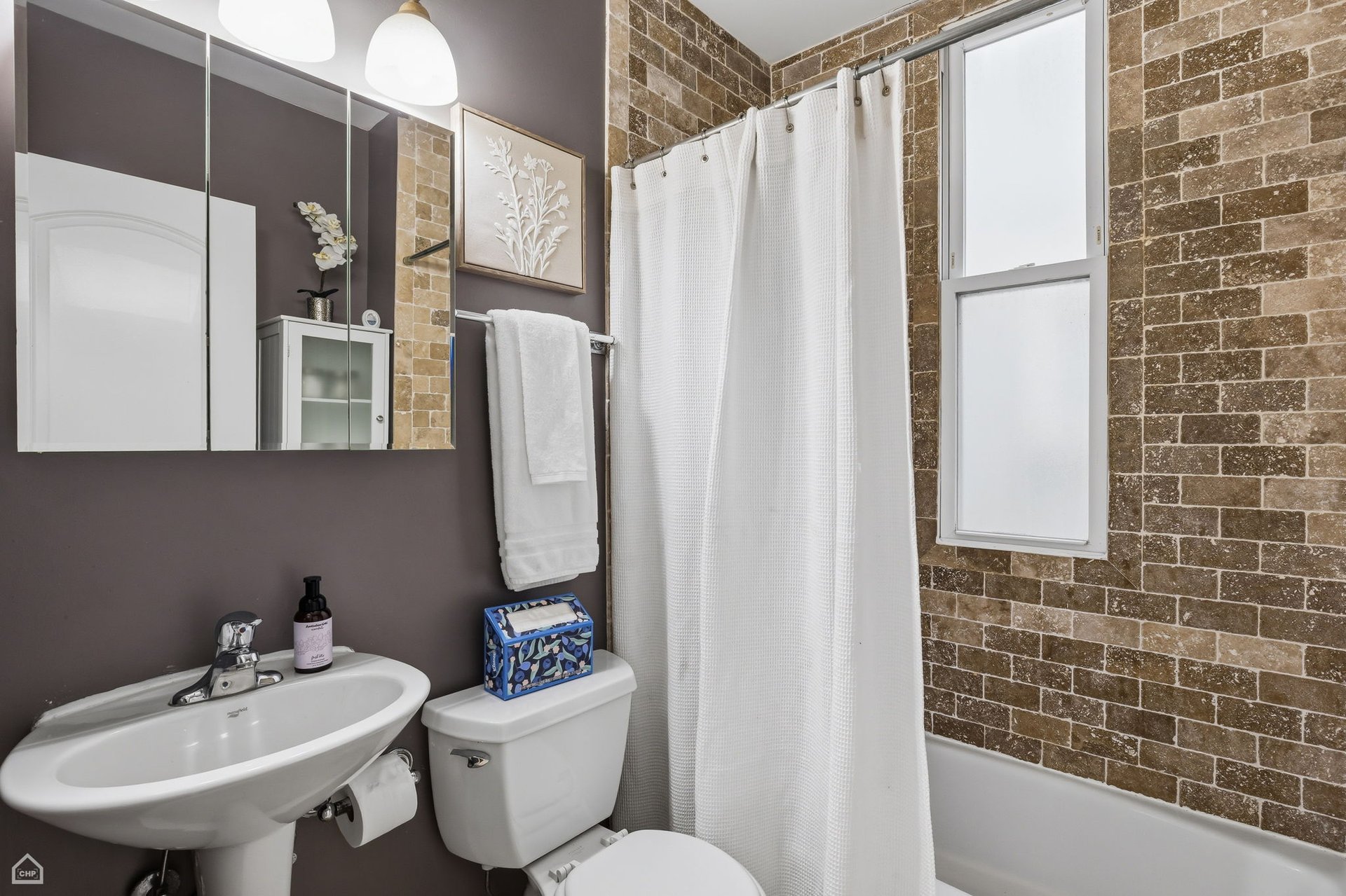 Roscoe Village 3 Bedroom Rowhouse 