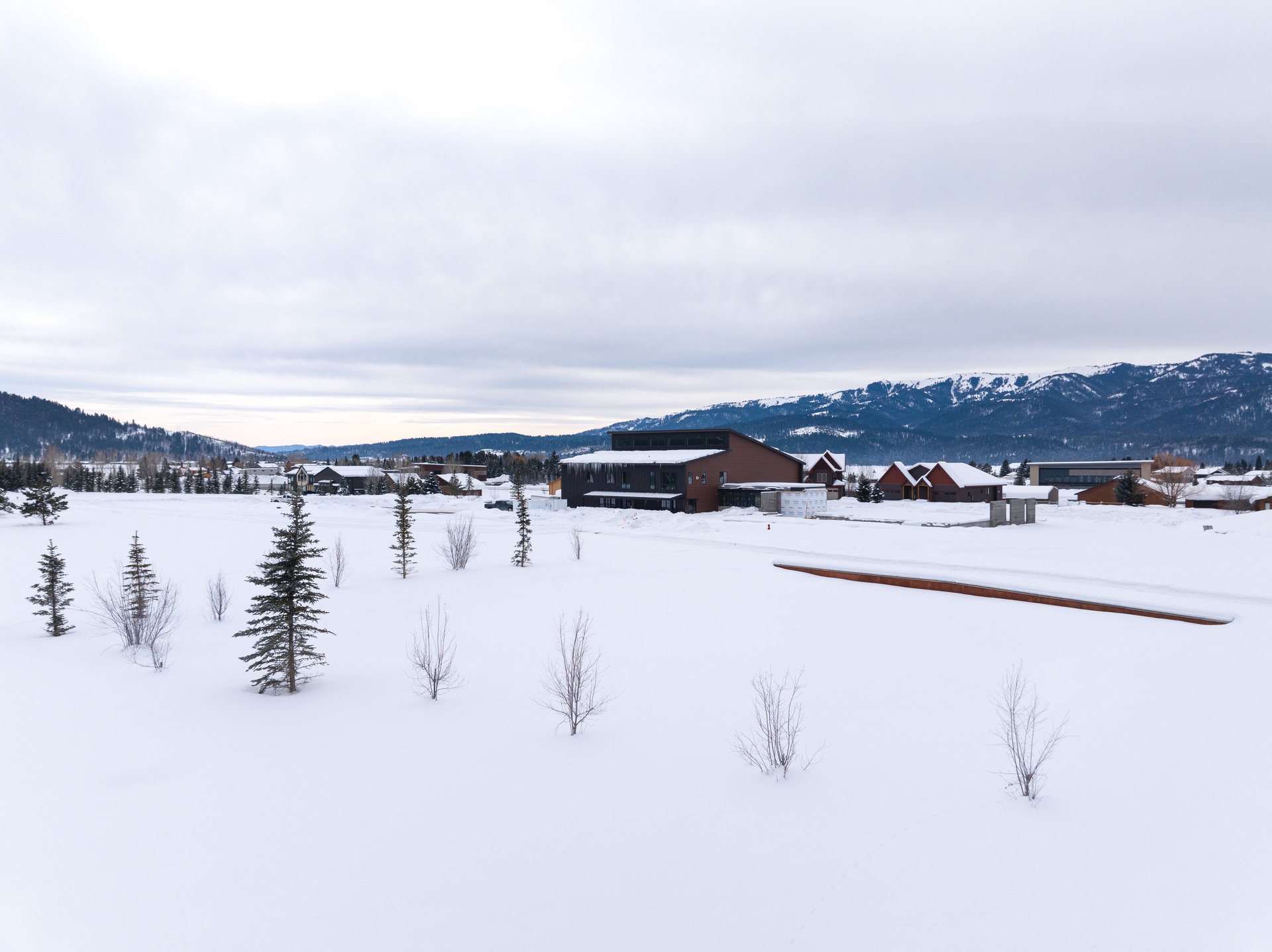 208 ALPINE VILLAGE CIRCLE