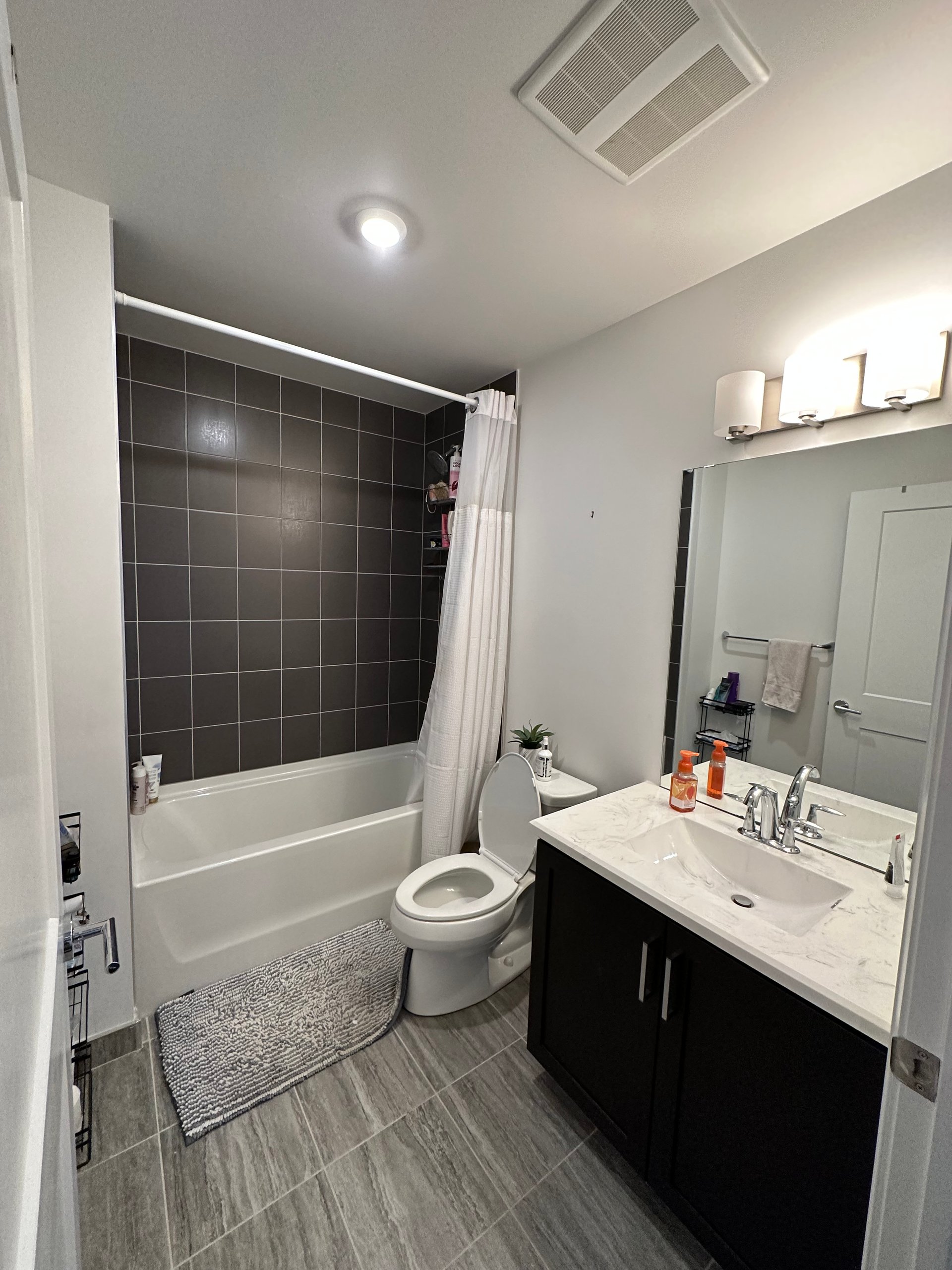155 Caroline Street S Unit: 1301