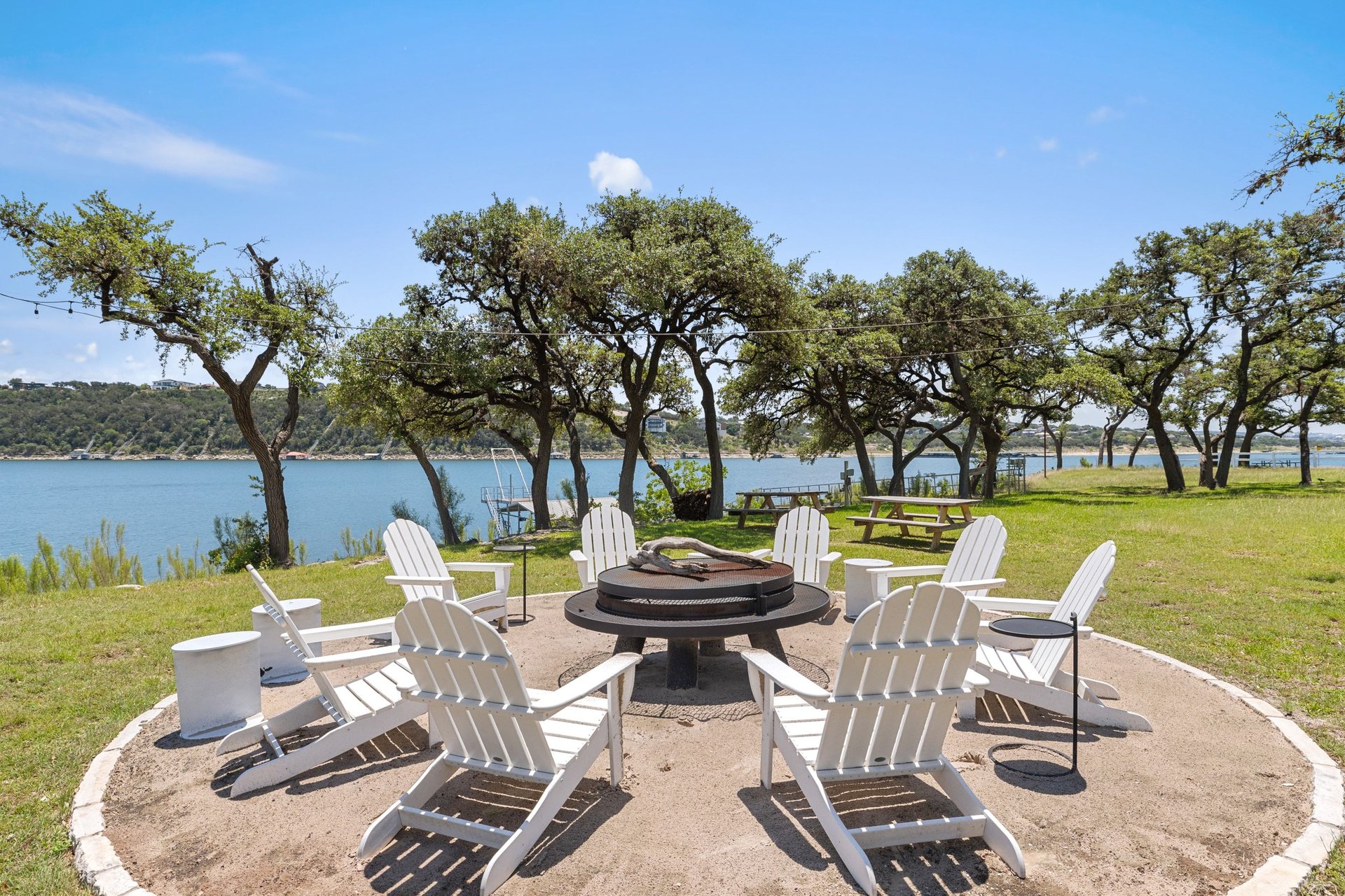 1209 Edgewater Drive