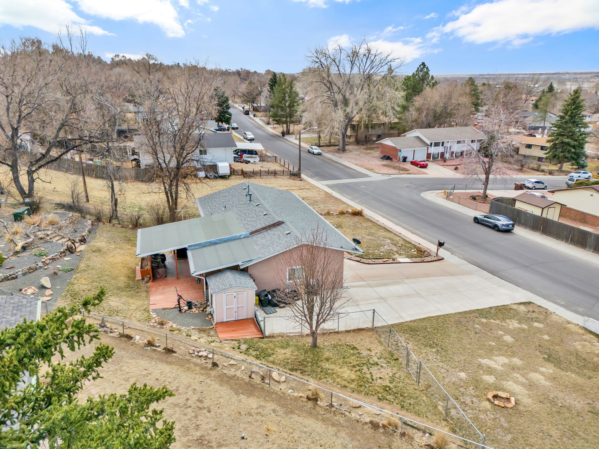 522 Squire Street