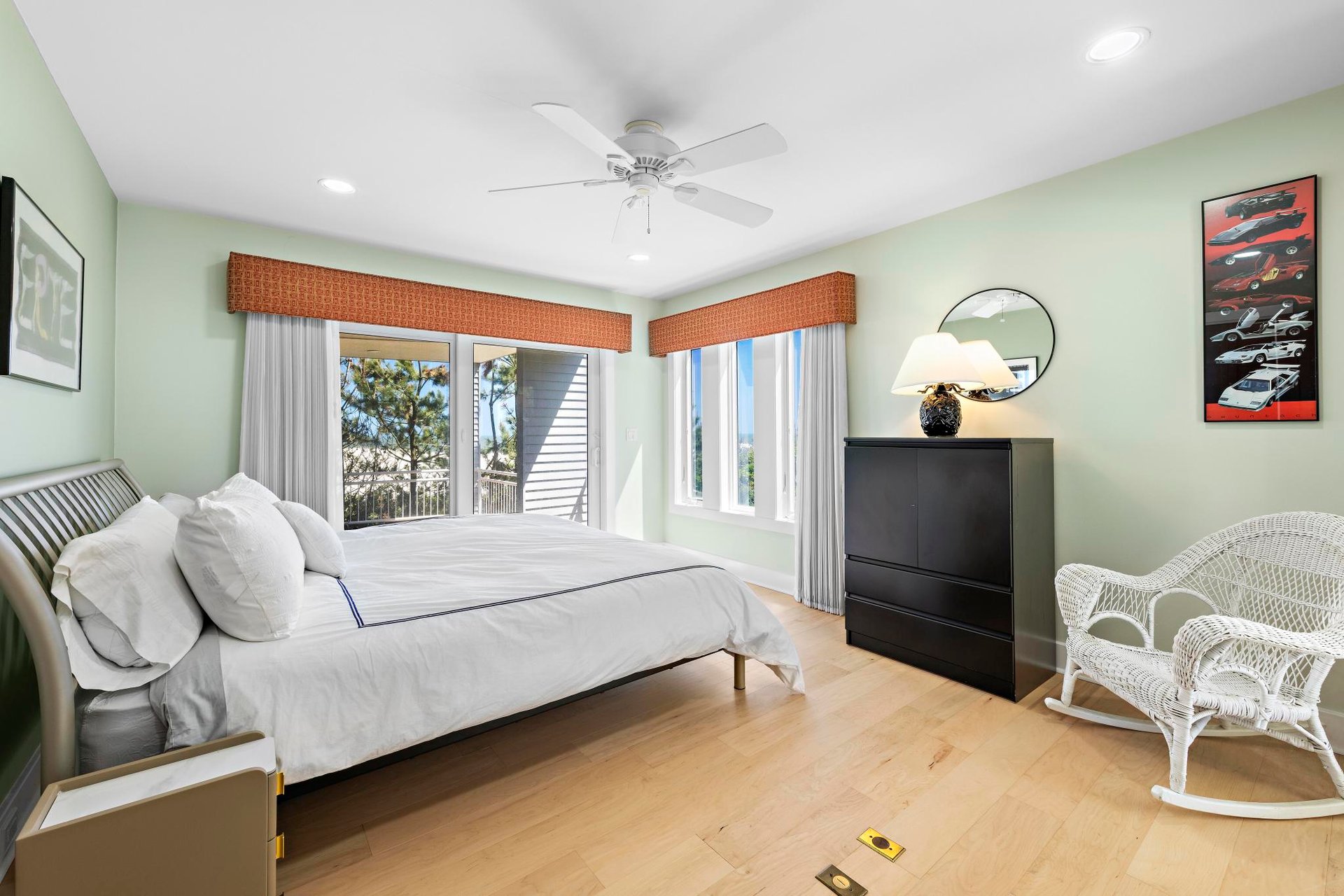 101 E Long Beach Boulevard 