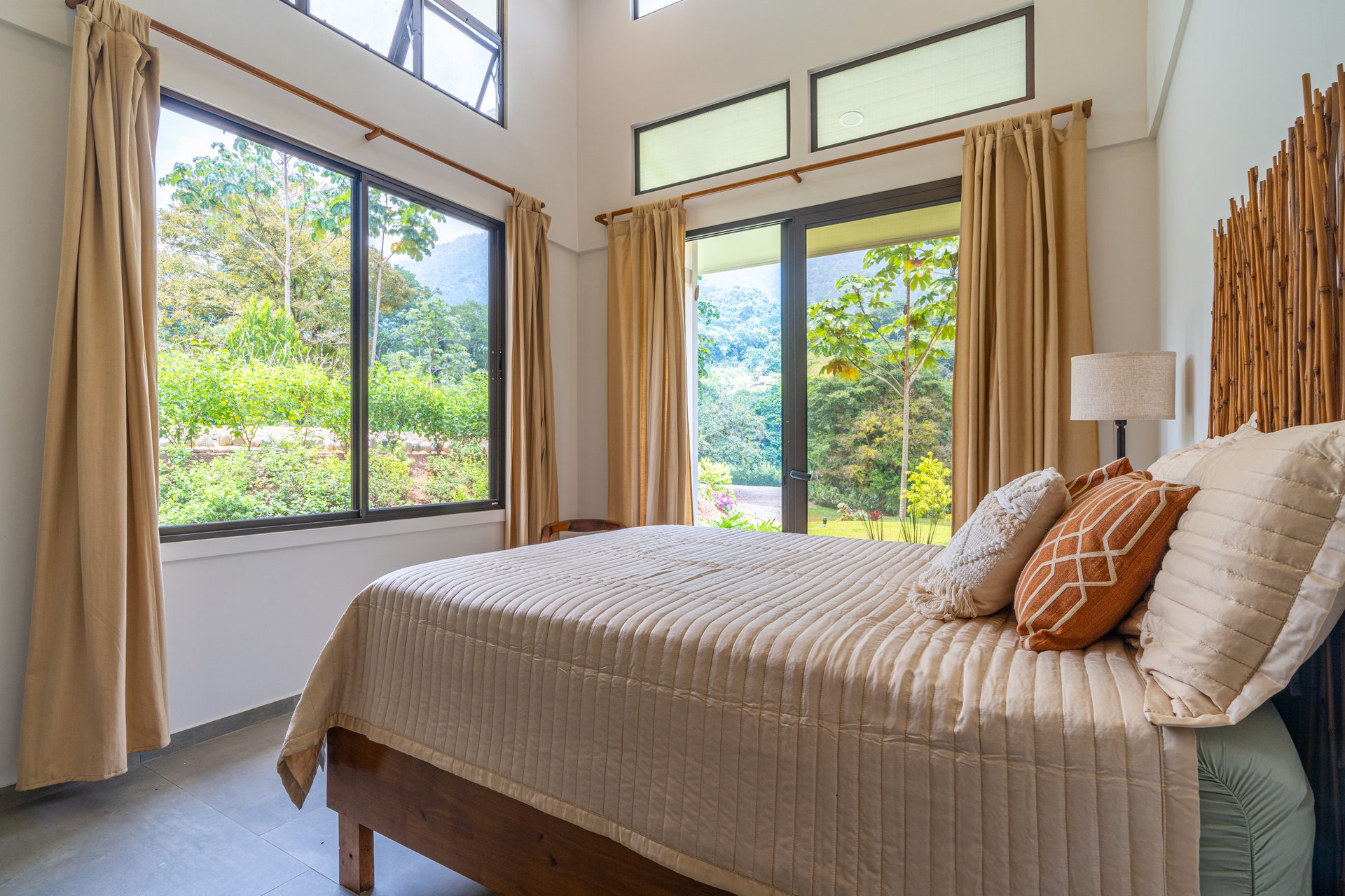 Stunning 4-Bedroom Home with Mountain Views – Perfect Blend of Seclusion and Convenience.