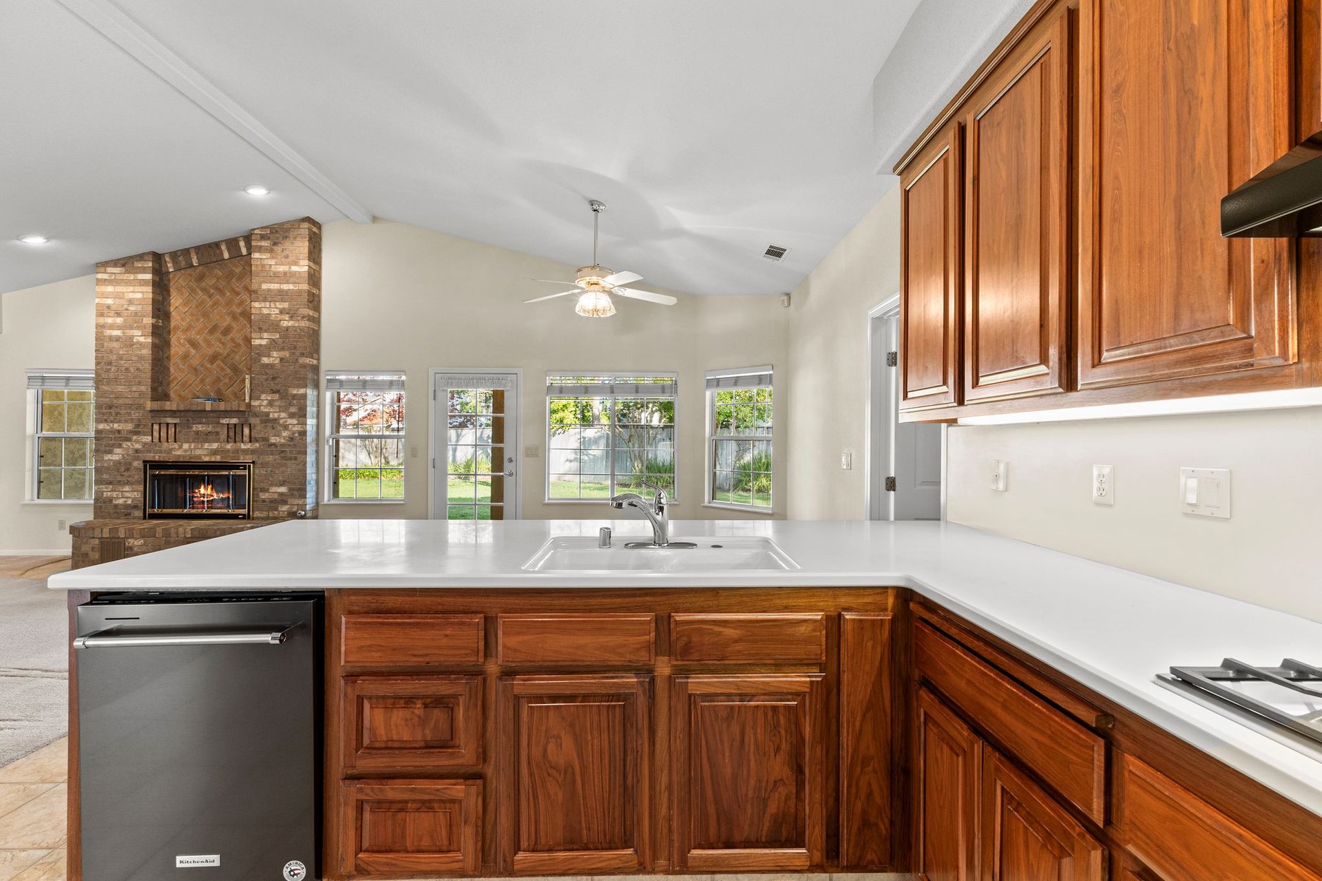 917 Corral Place