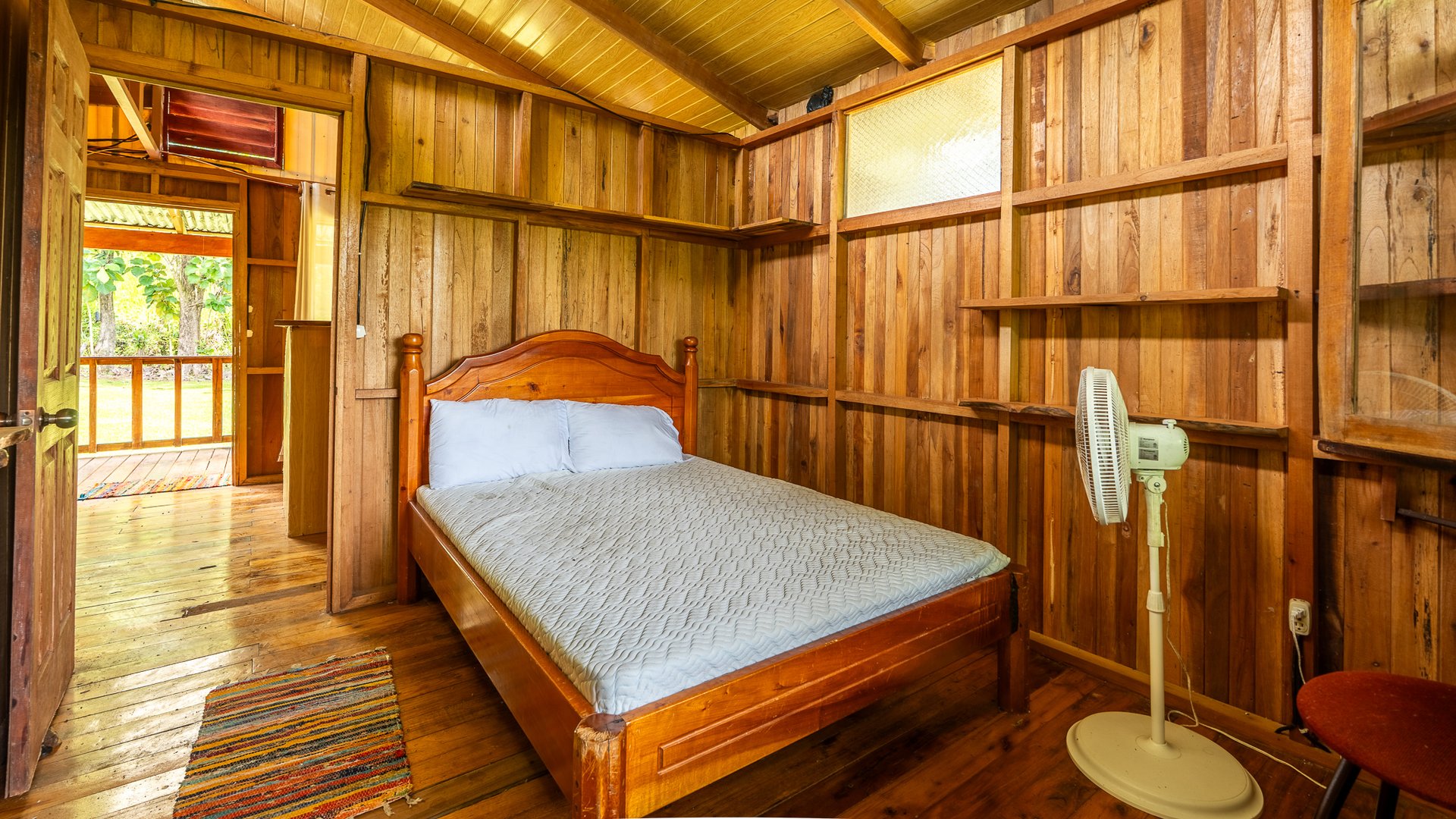 Mountain Home with Guest Cabin & Additional Building Site Near Nauyaca Waterfalls