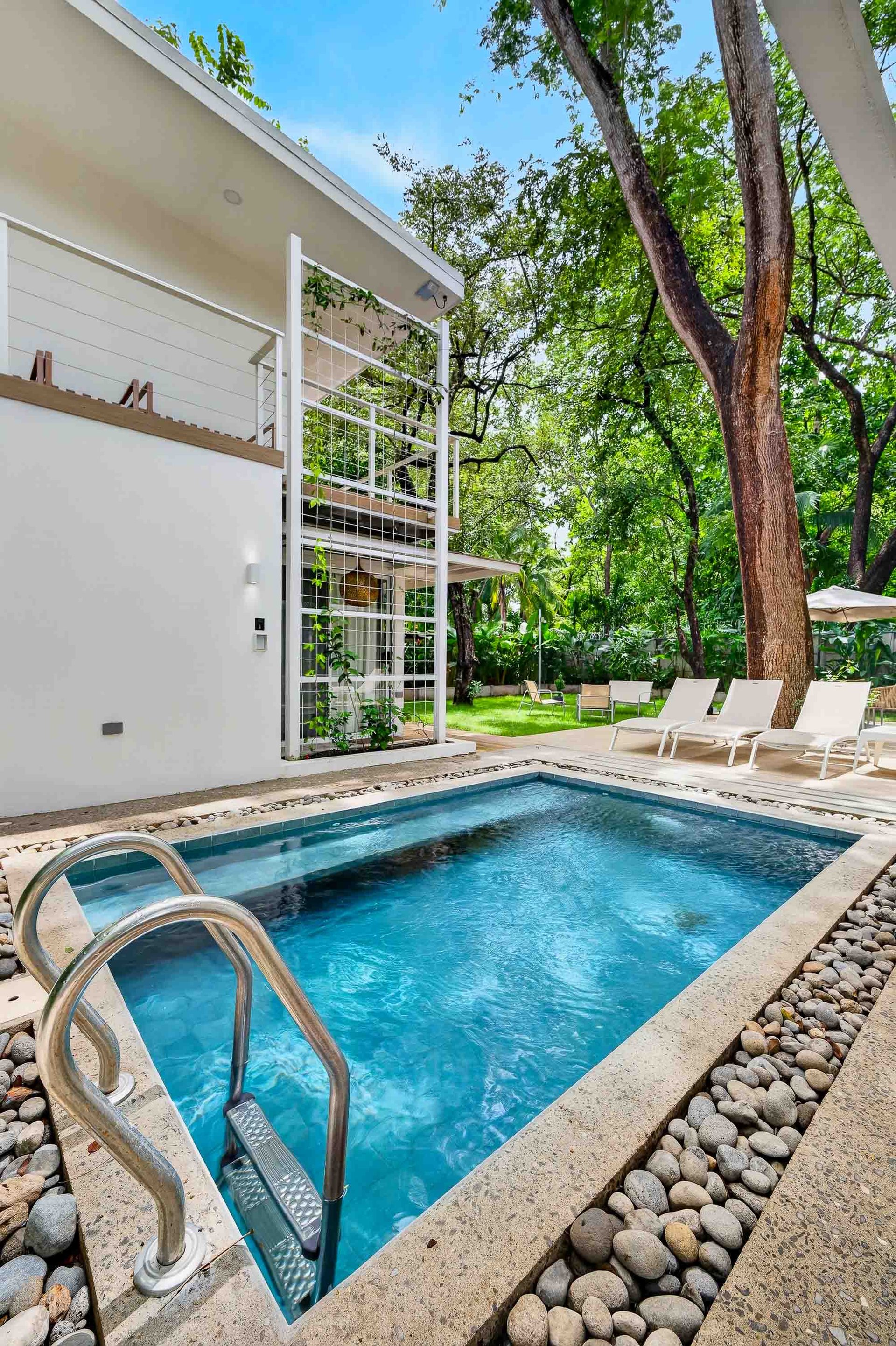 Hakuna Matata Villa Boutique | 3-Bedroom Tropical Home Near Playa Potrero