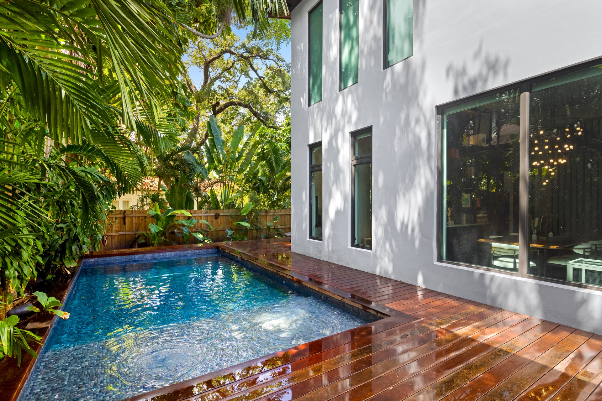 Spring Garden | Modern Luxury
