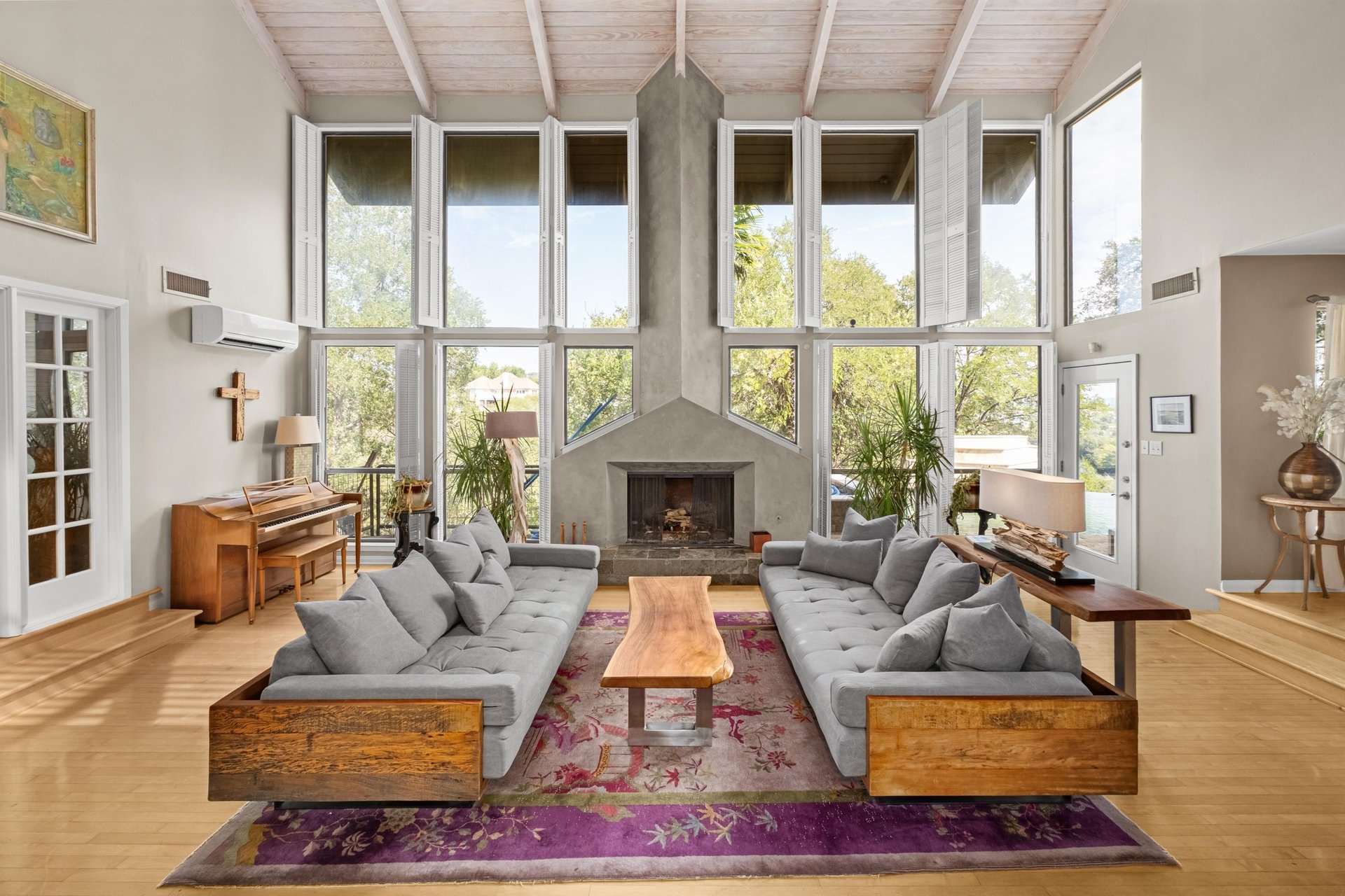 102 Canyon Circle West