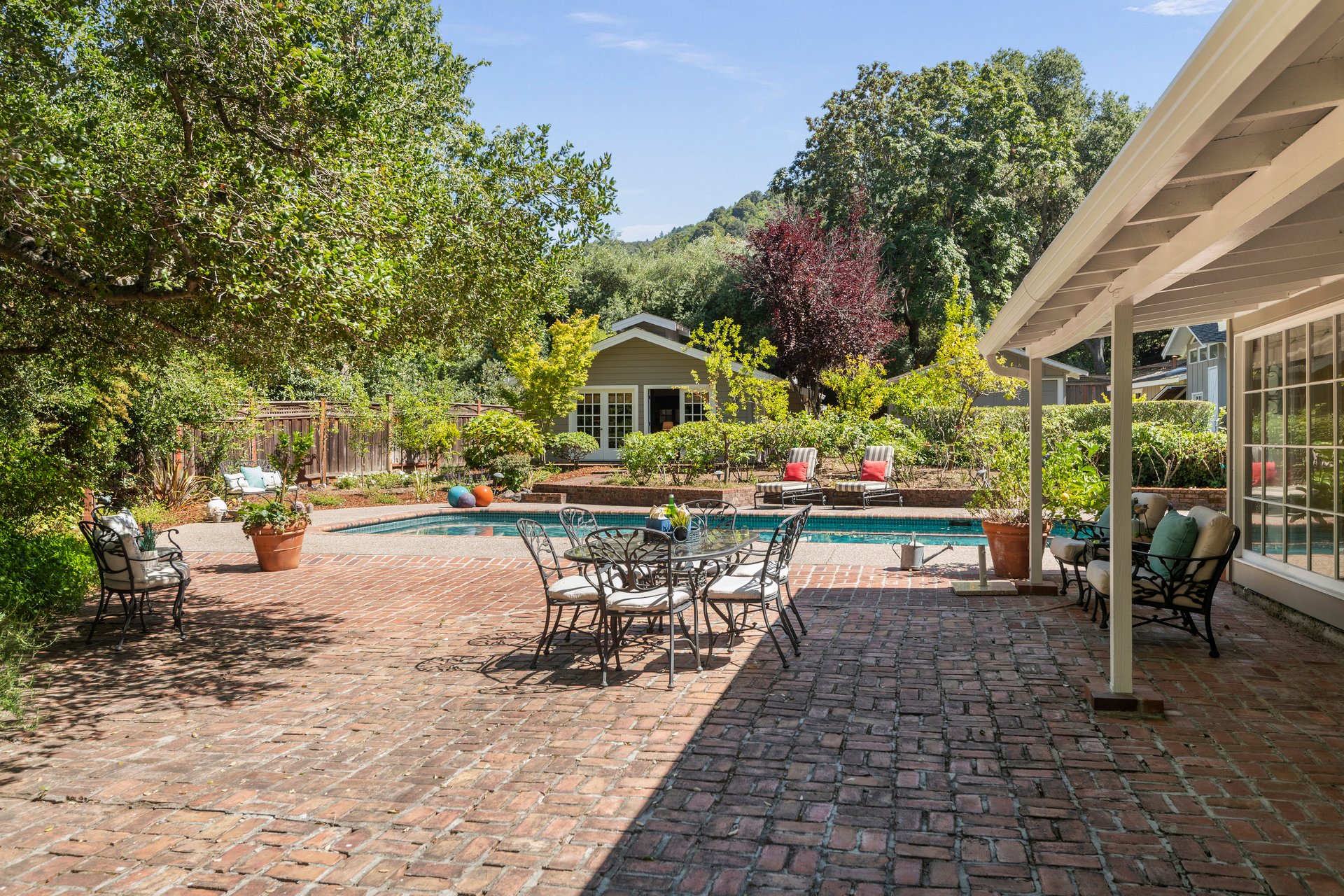 15745 Peach Hill Road