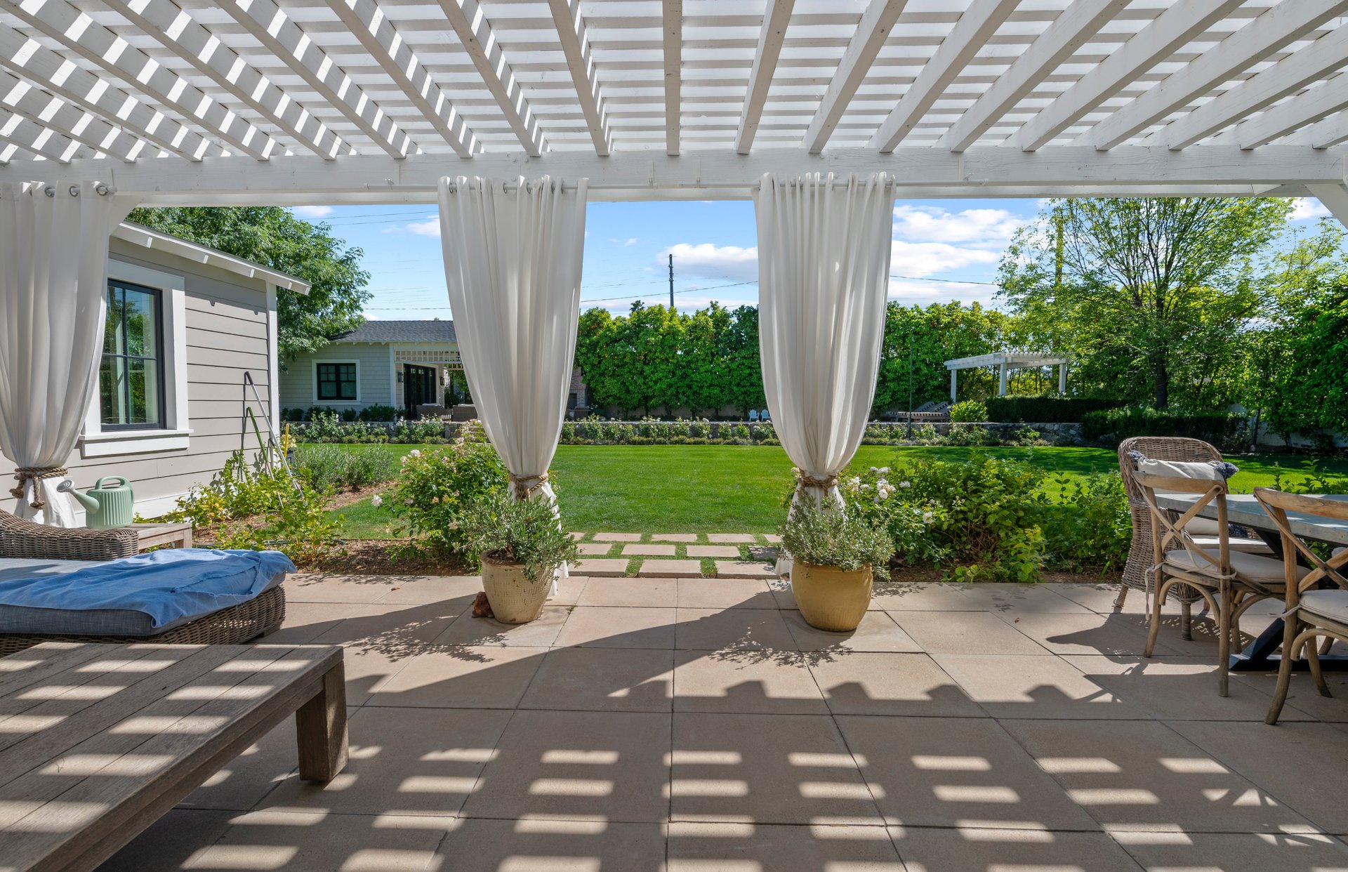 6141 E CALLE CAMELIA