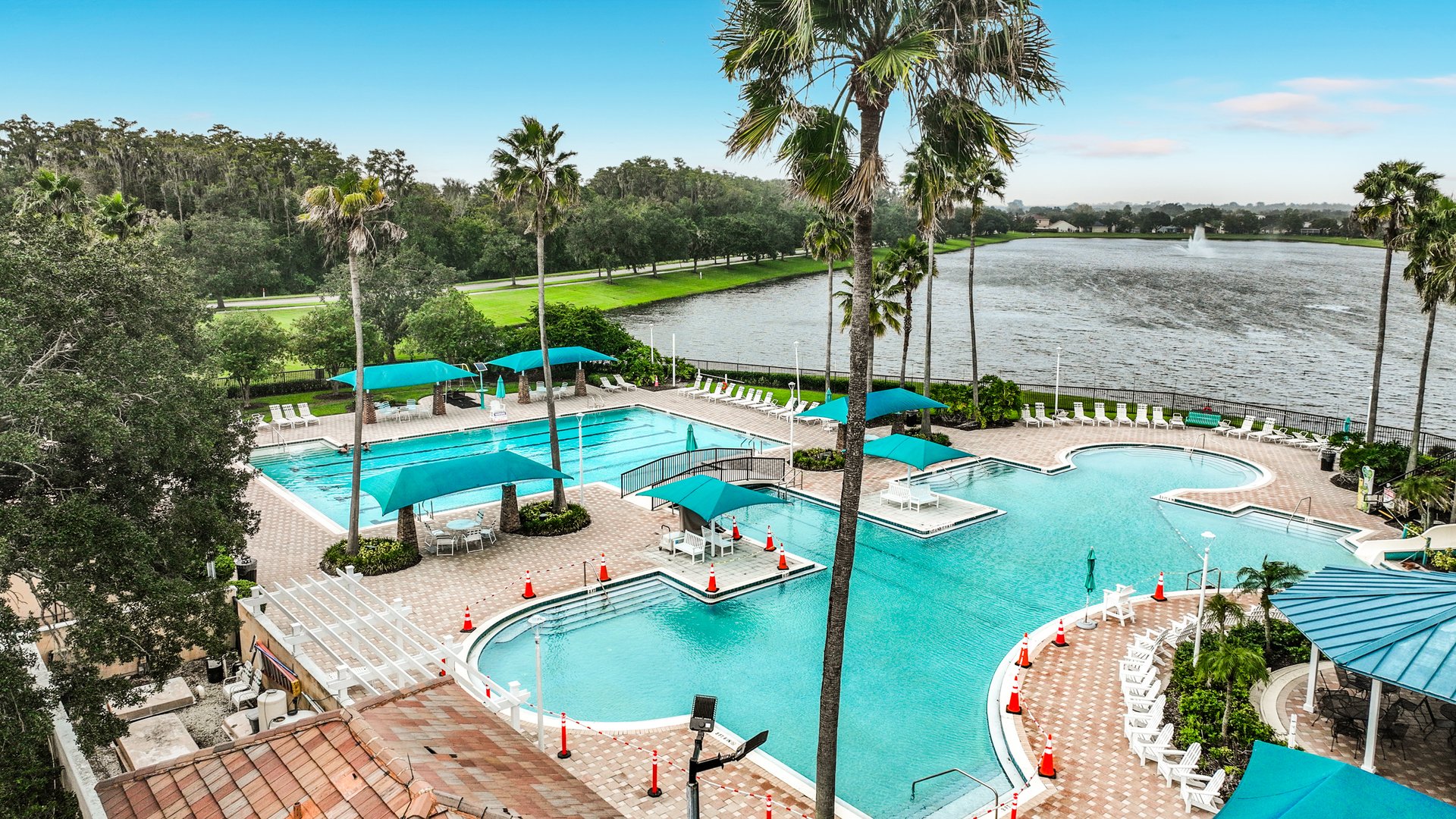 Orlando Vista Lakes 5-Bedroom 4-Bathroom Home and Lifestyle