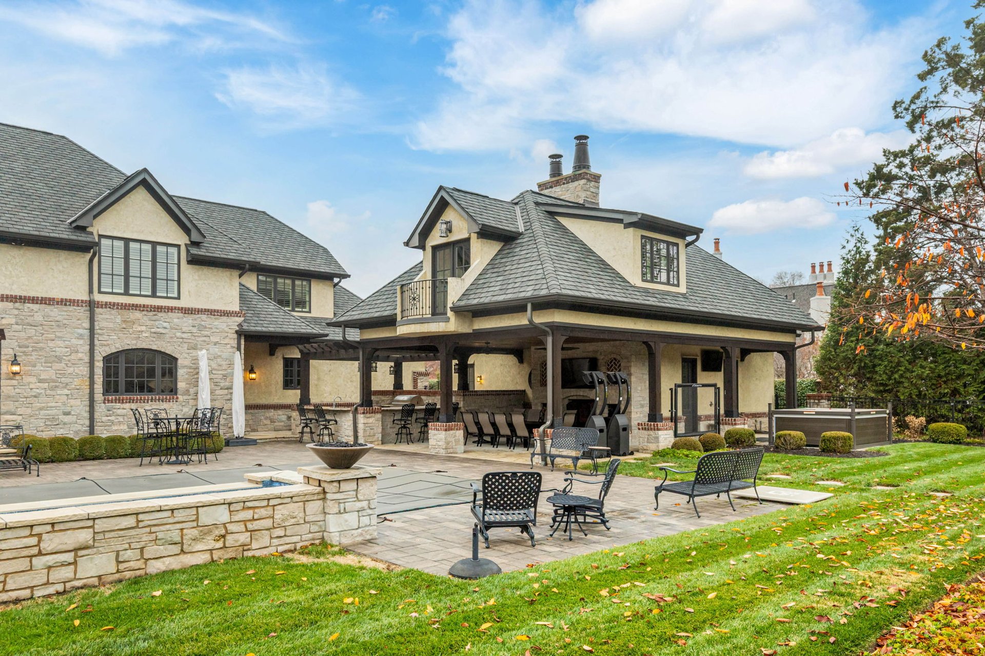 8 Bridle Lane