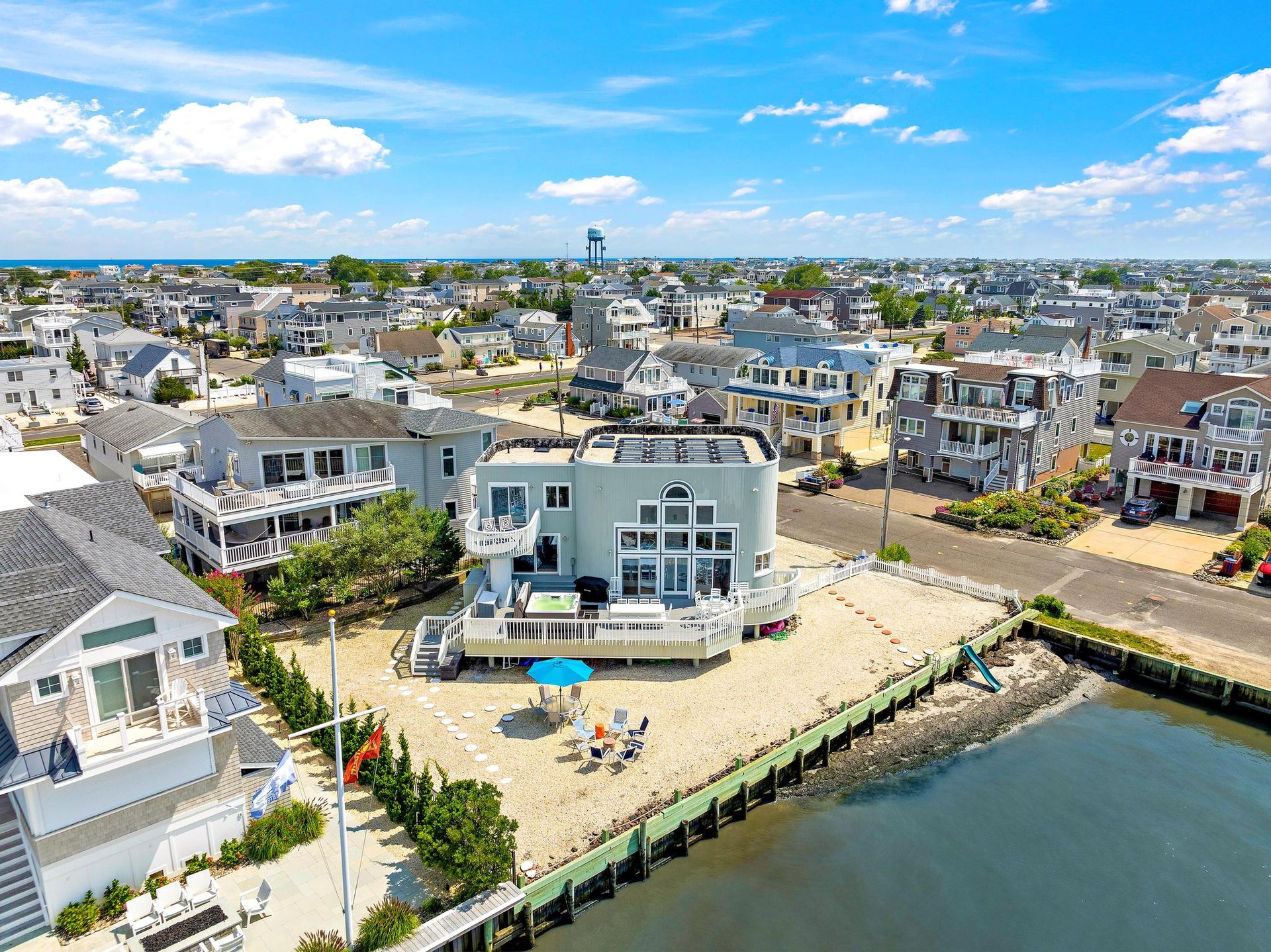 317 N 13th Street, Surf City