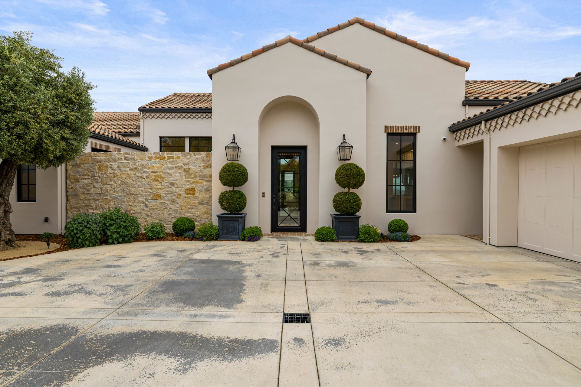 4940 Moreau Court