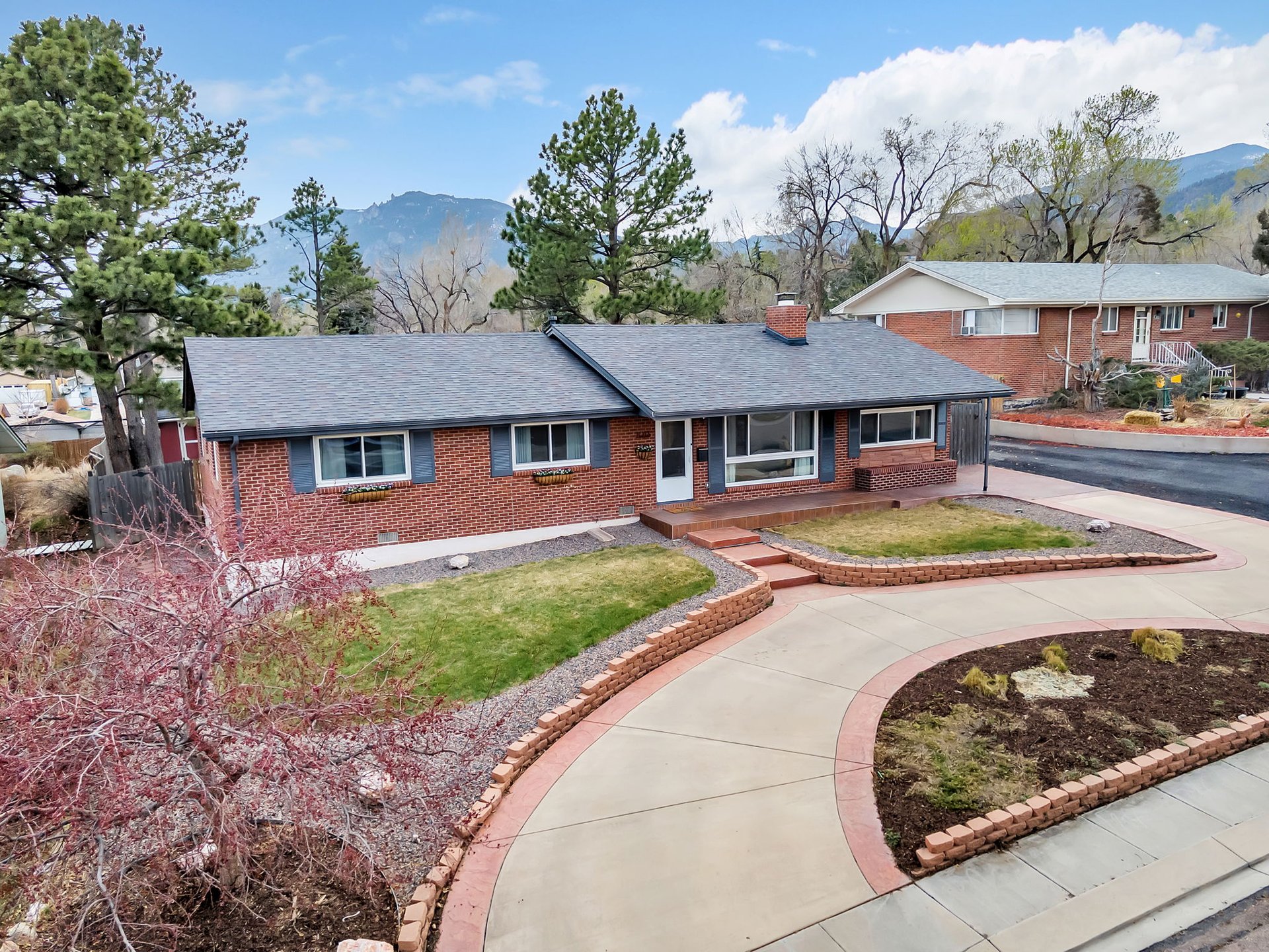 1013 Morning Star Drive