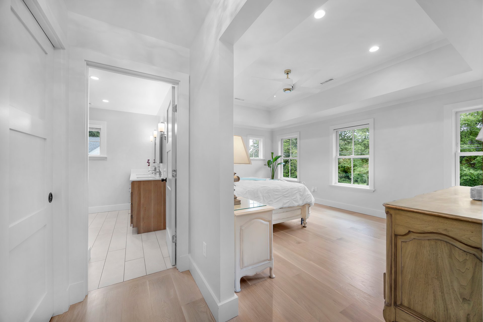 Pristine University Area Colonial