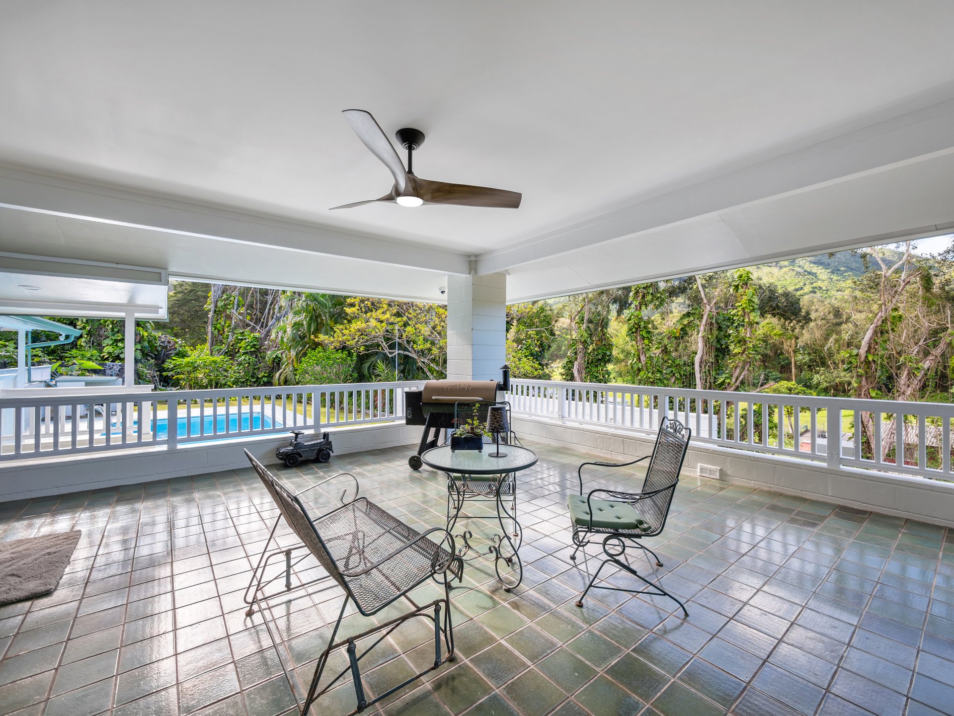 969 Auloa Road