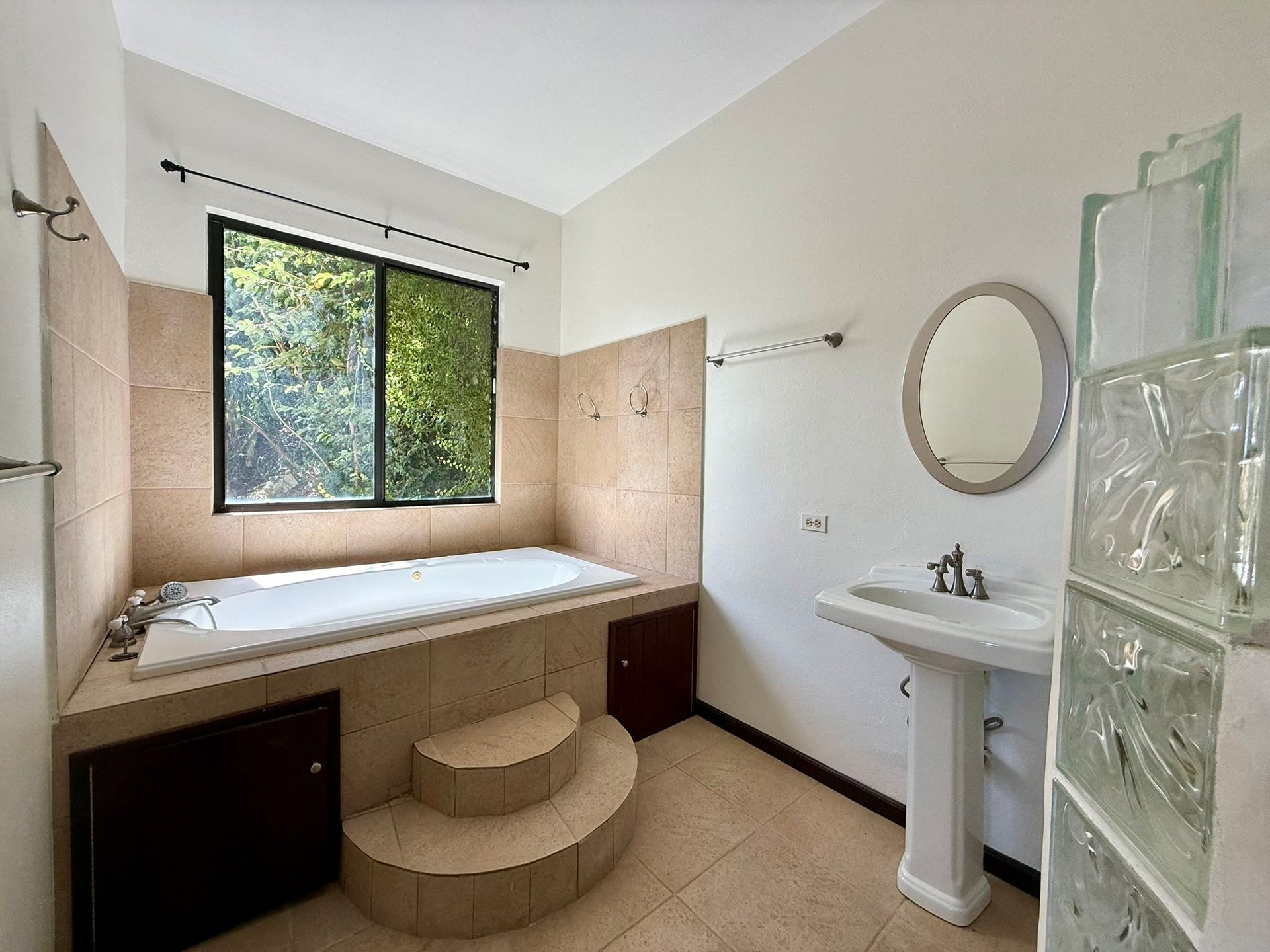 1041 Brewers Bay 2 Bedroom Apartment