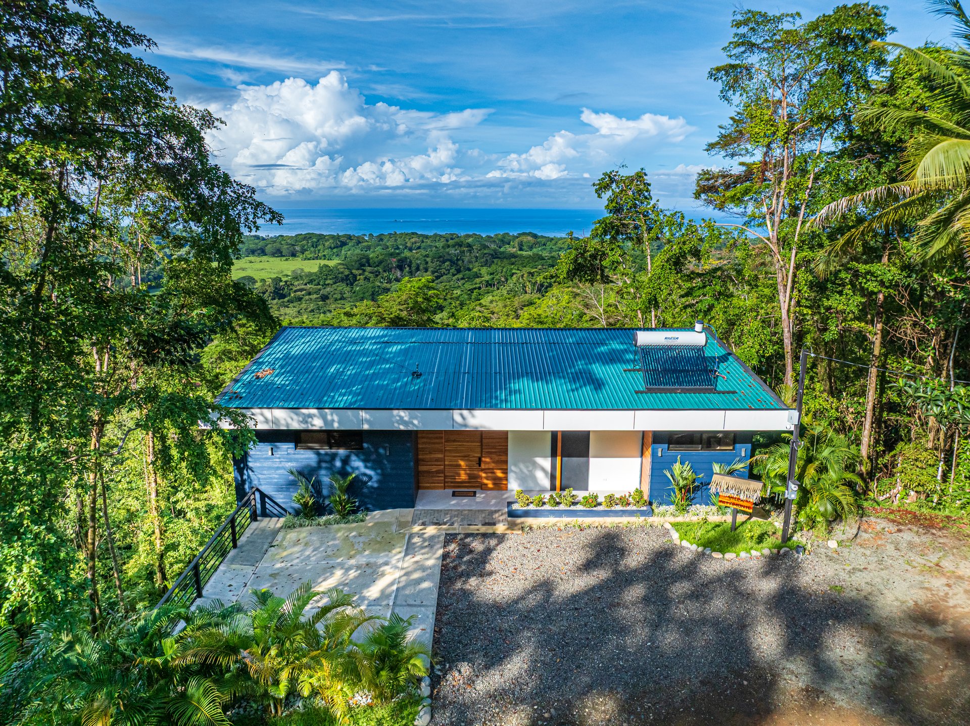 Villa Altamonte, Best Ocean View Home in the Hills of Uvita.