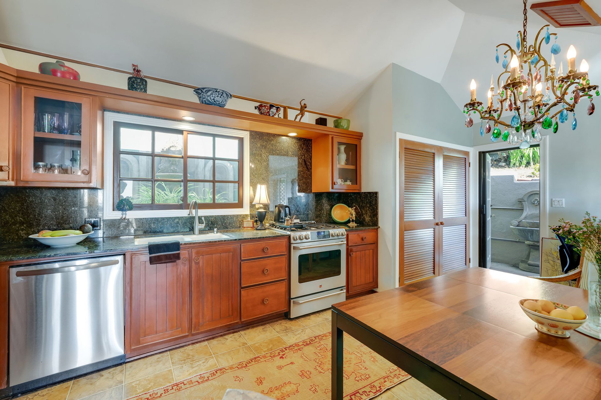 Hollywood Hills Pied de Terre - Another Off Market Sale