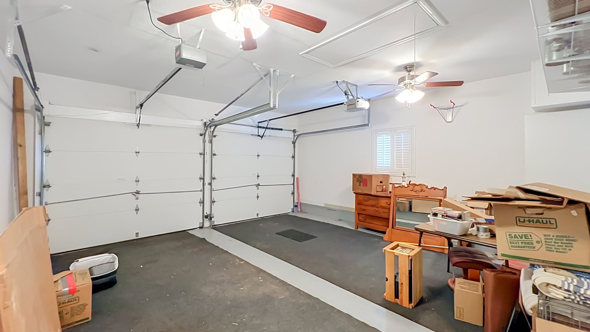Three-Bedroom Two-Bathroom Bungalow in Orlando's Beverly Shores