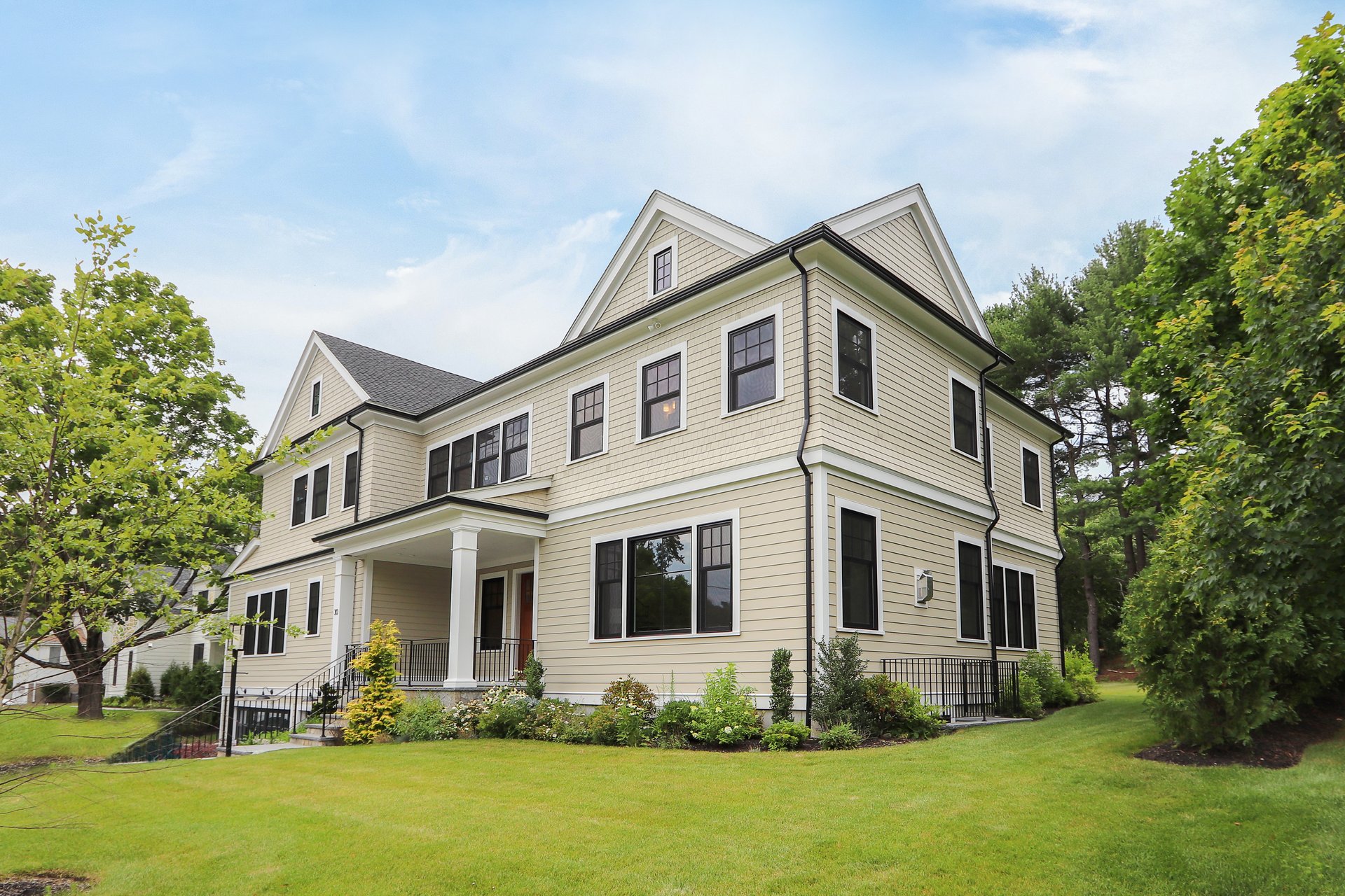 30 Columbine Rd