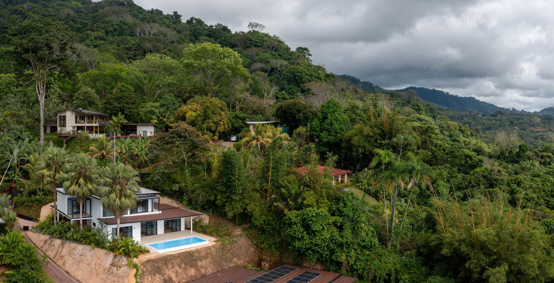 Villa Leoni Sunset Ocean View Sanctuary