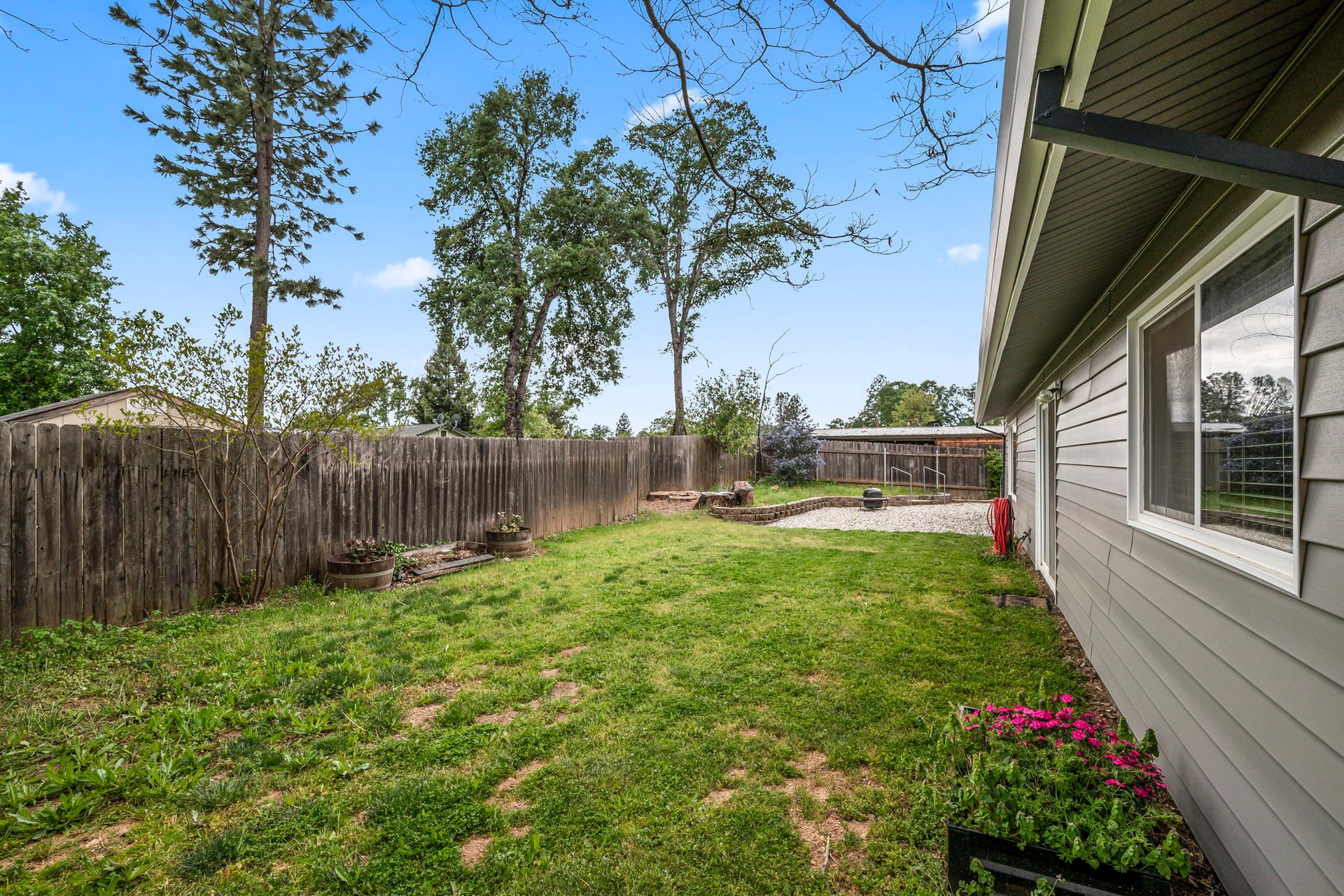 401 Sunlight Dr