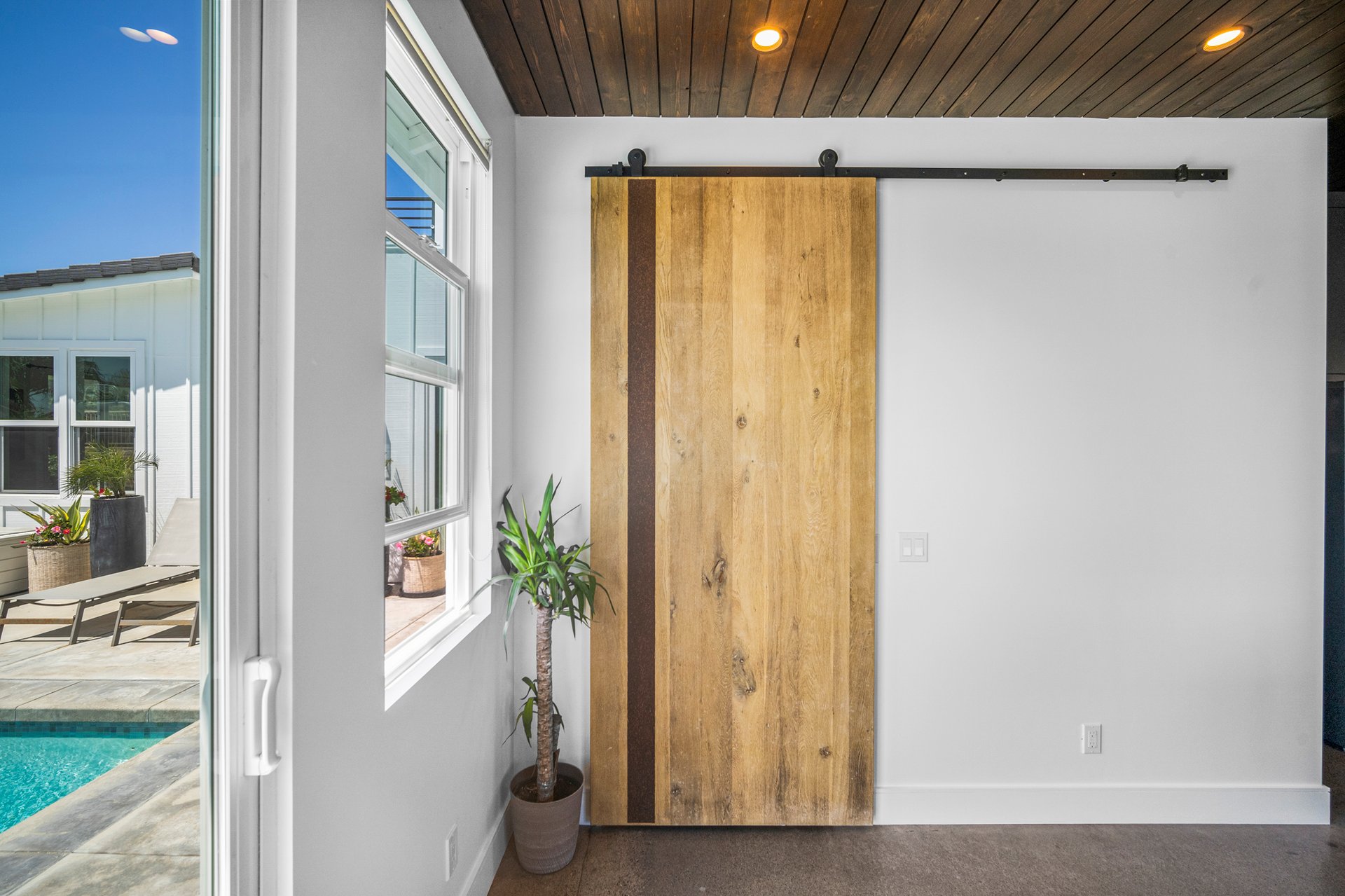 2930 Estancia