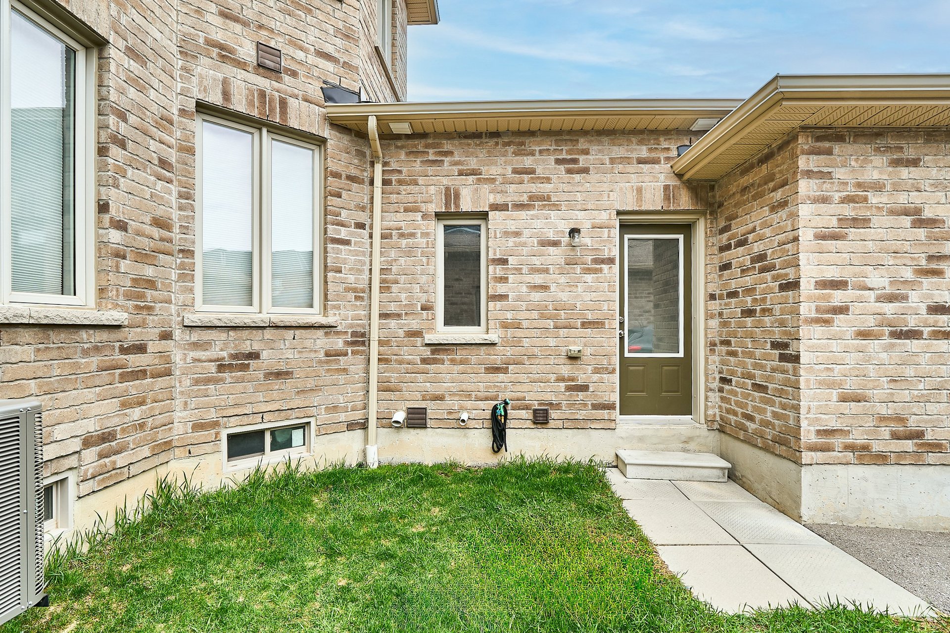 10 Drayton Avenue