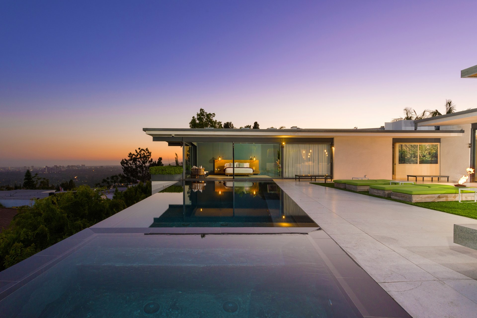 9010 Hopen Place, Sunset Strip