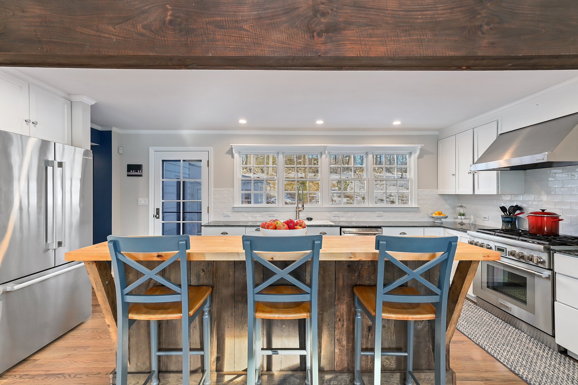 30 Schoolhouse Road