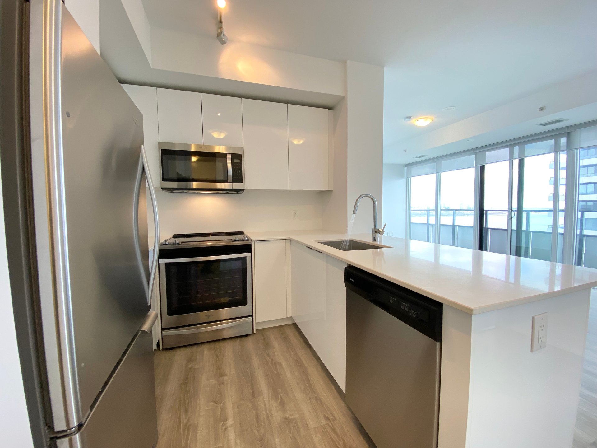 30 Shore Breeze Dr Unit:3615