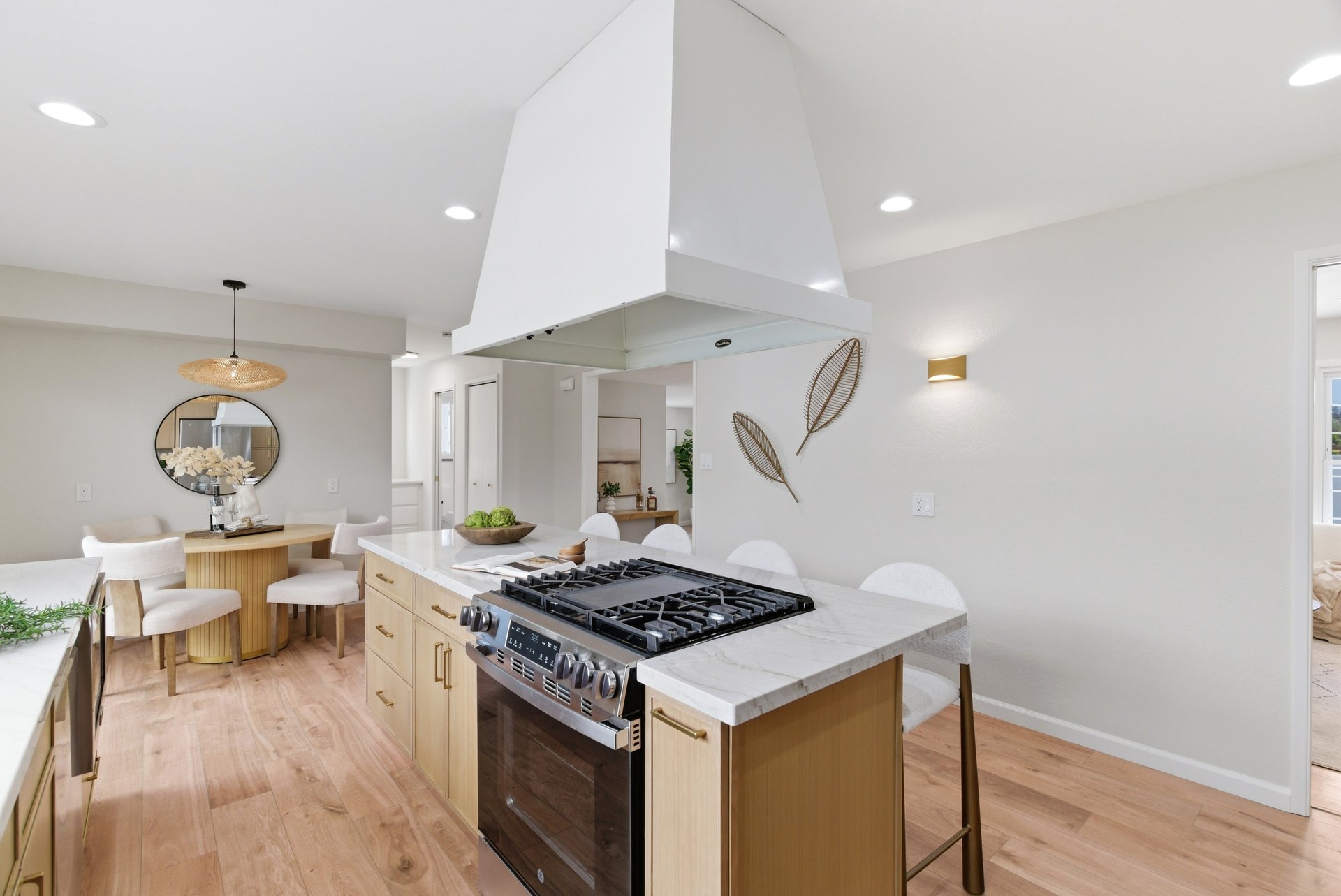972 Emerald Way