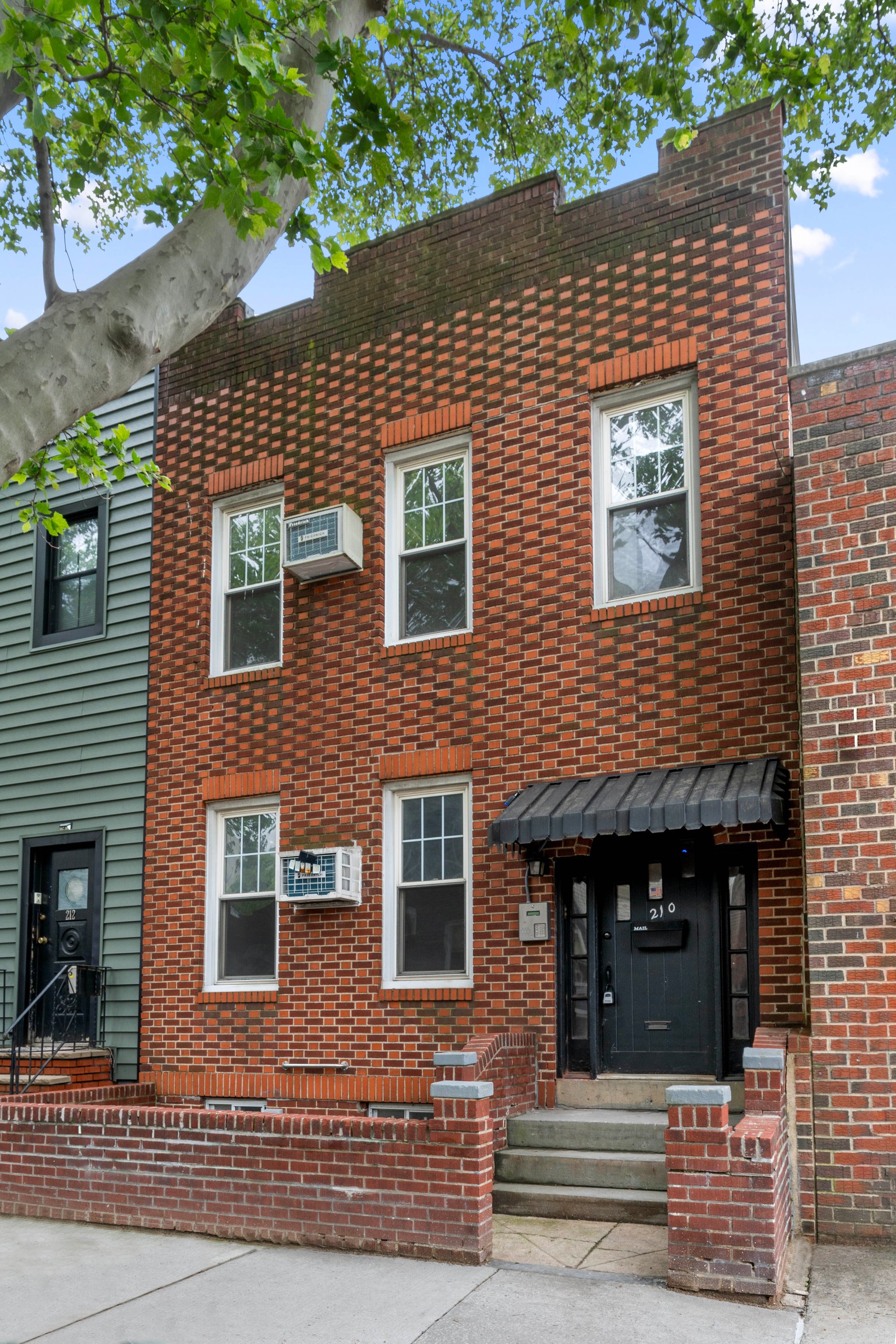 Frost Street 2 Bed