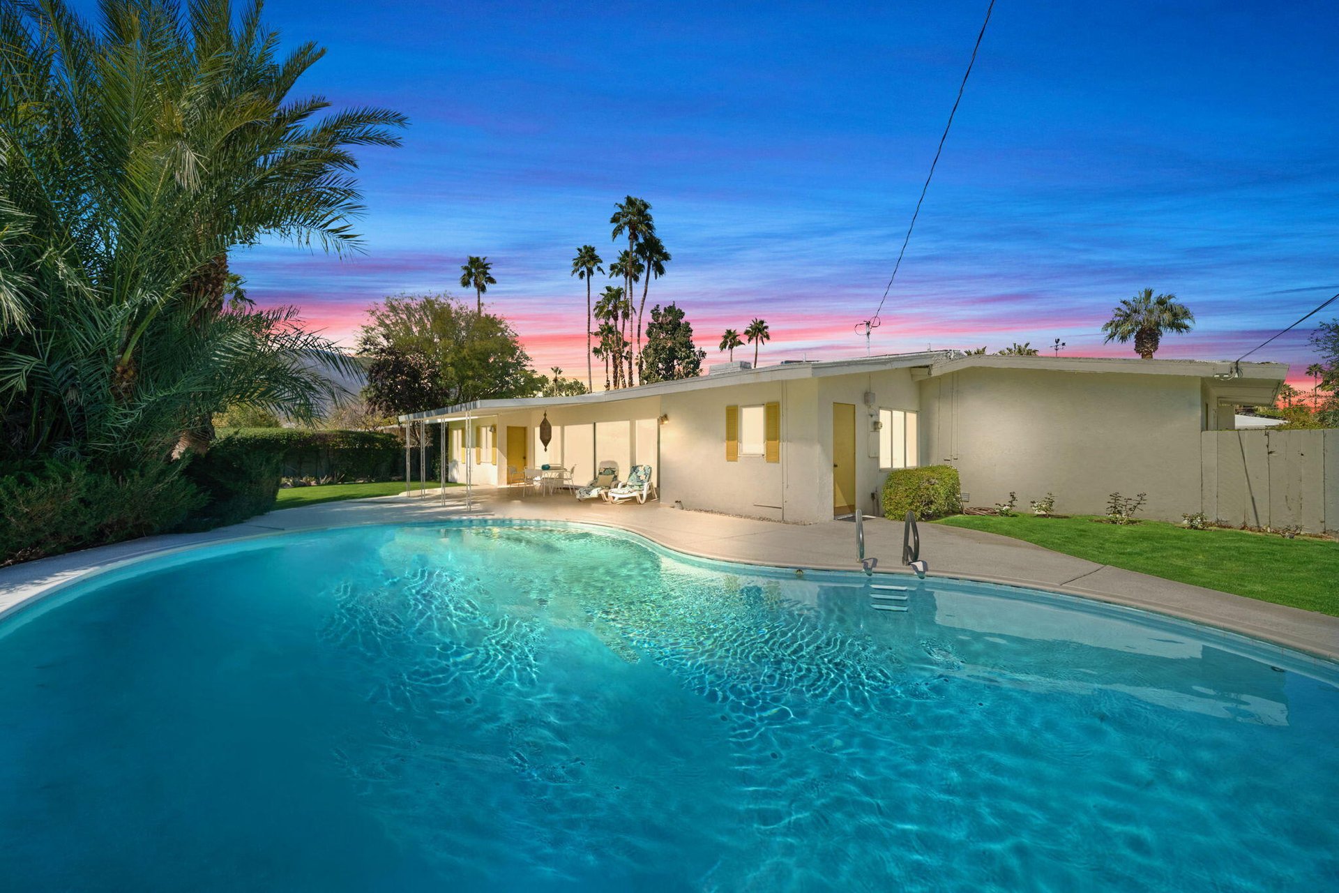 1061 Olive Way