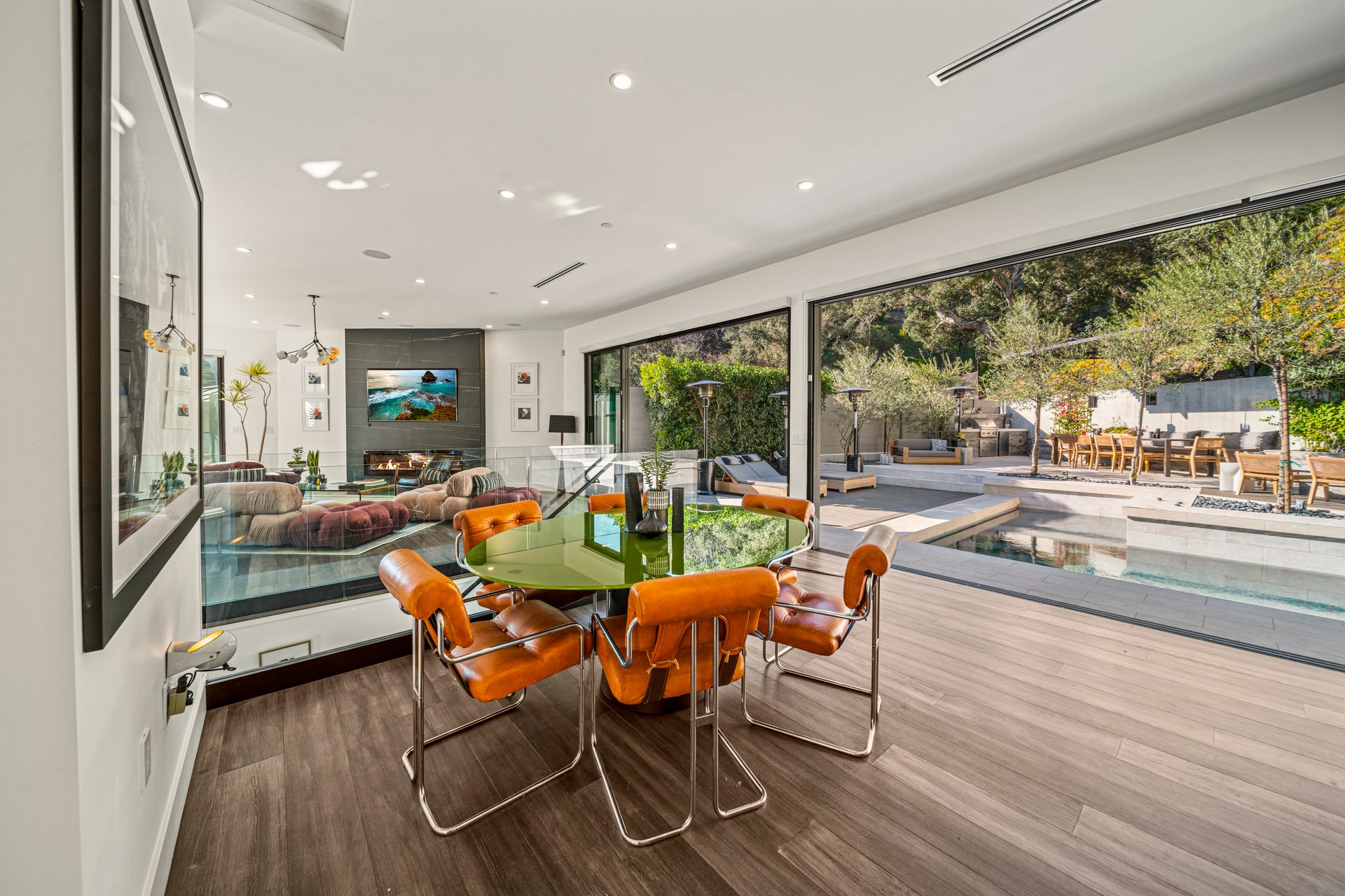 8145 Willow Glen Rd