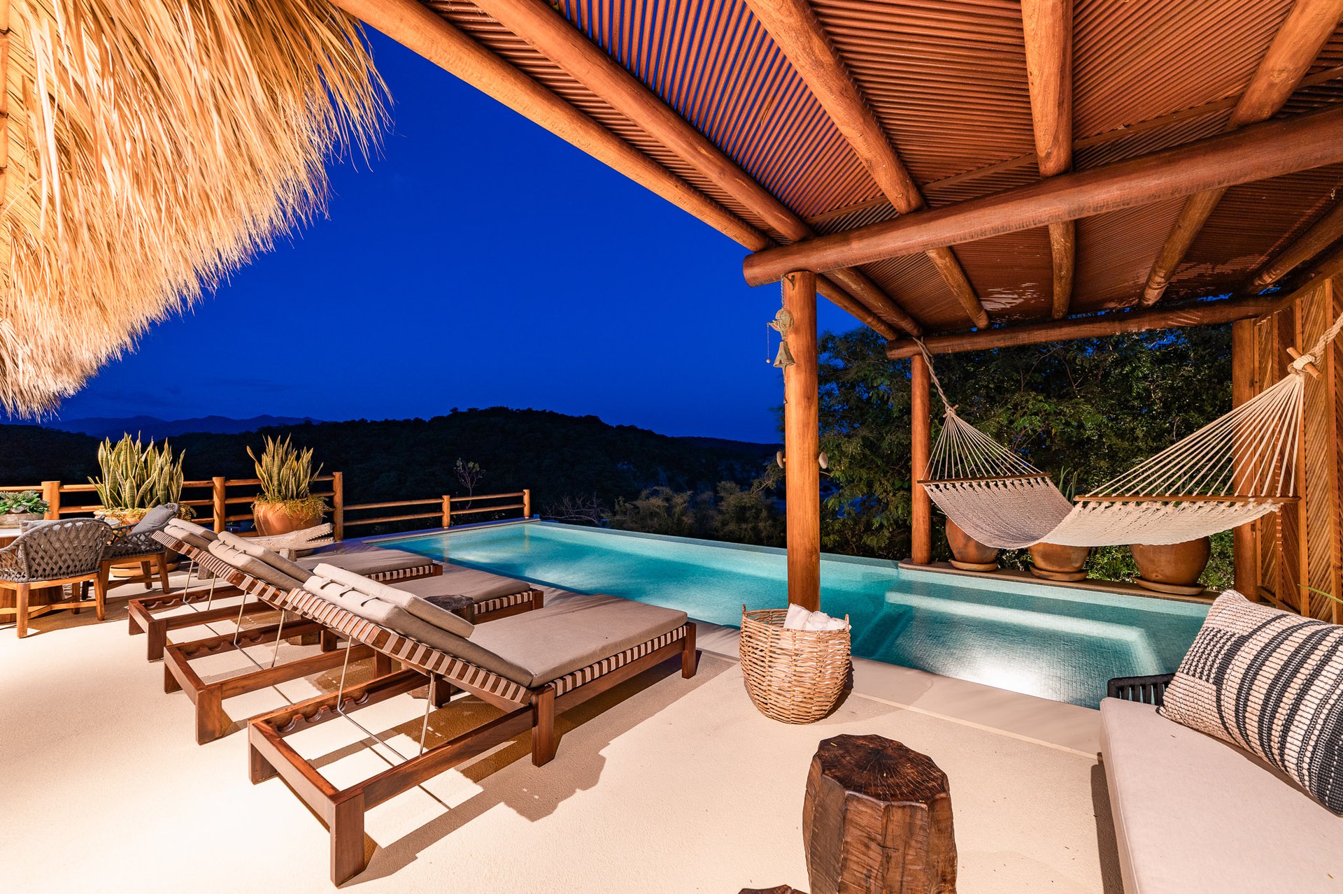 4 bedroom, Single Family Homes, Villa SOLERI 