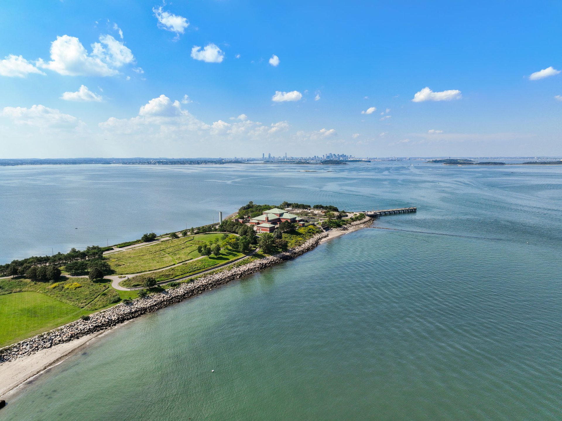 118 Sea Ave