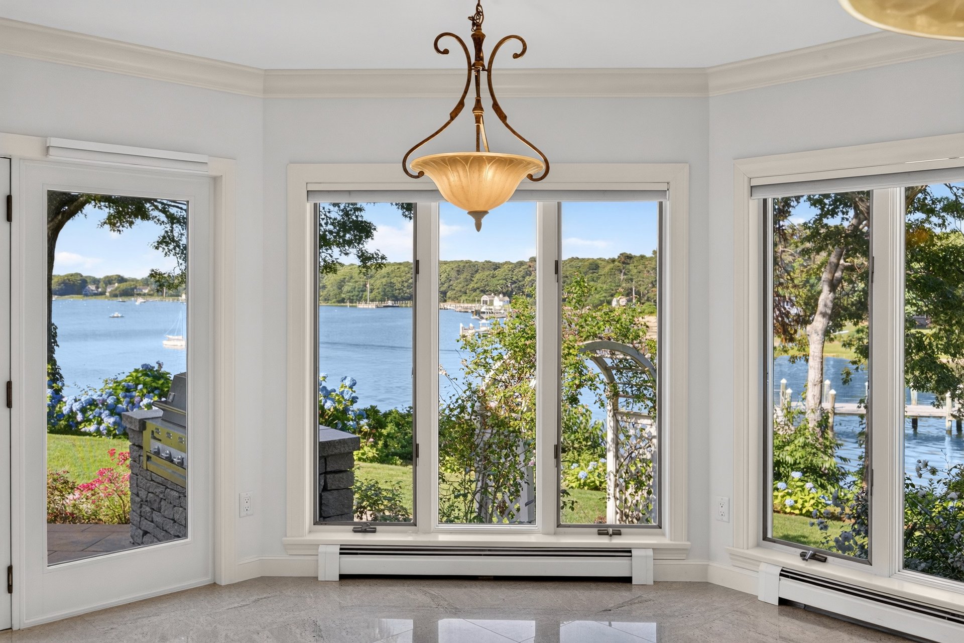Breathtaking views over West Bay and Eel River
