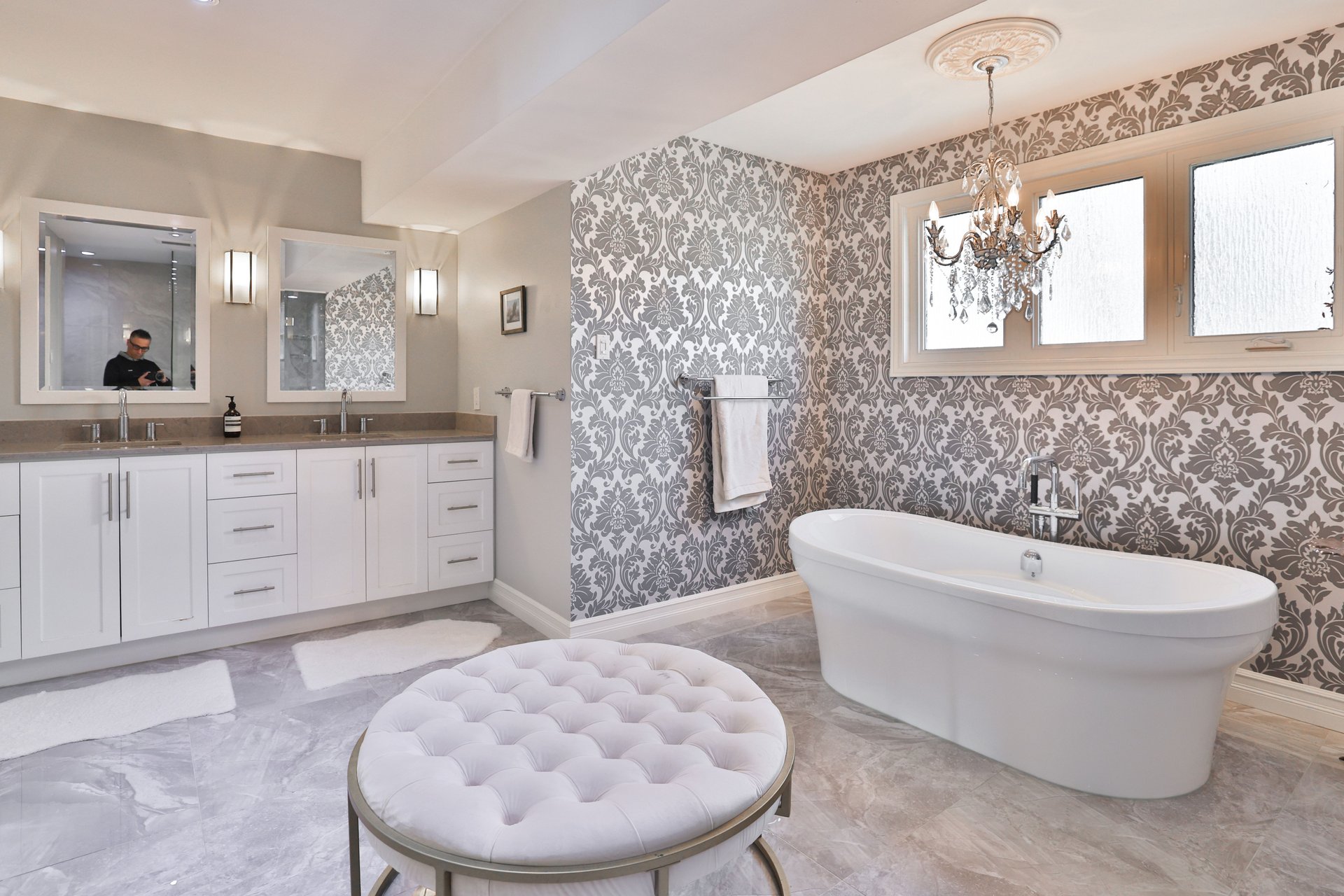 45 Tradewind Drive, Oakville