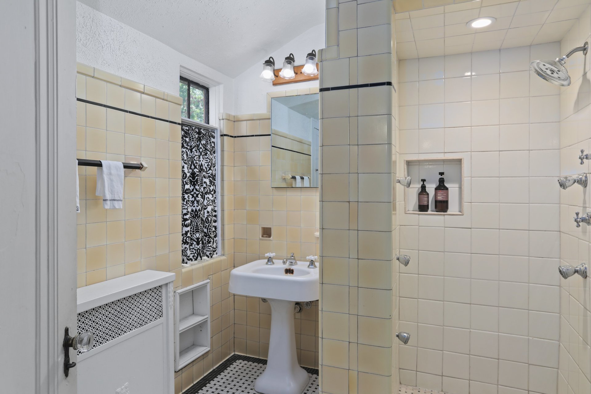 3386 Sherbourne Road