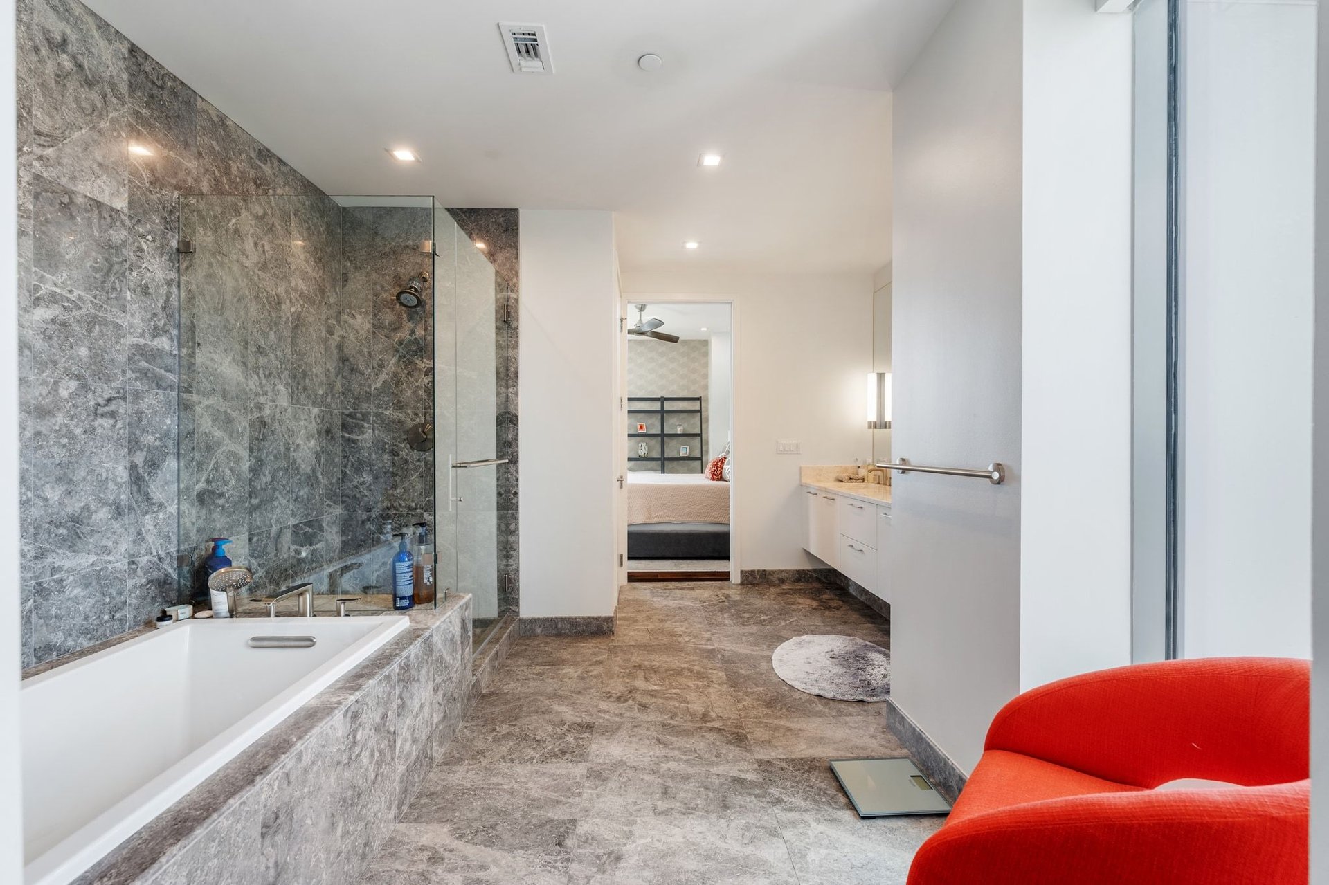 501 West Ave #2301