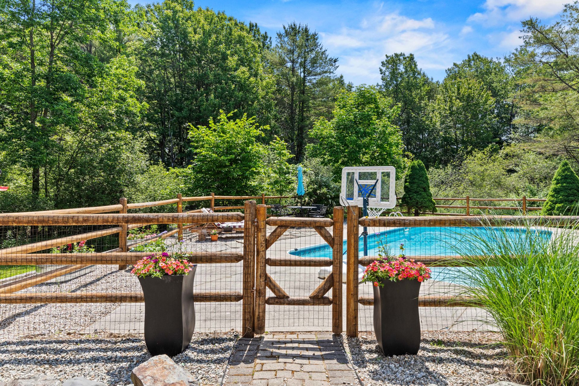 531 Ledge Road, Yarmouth