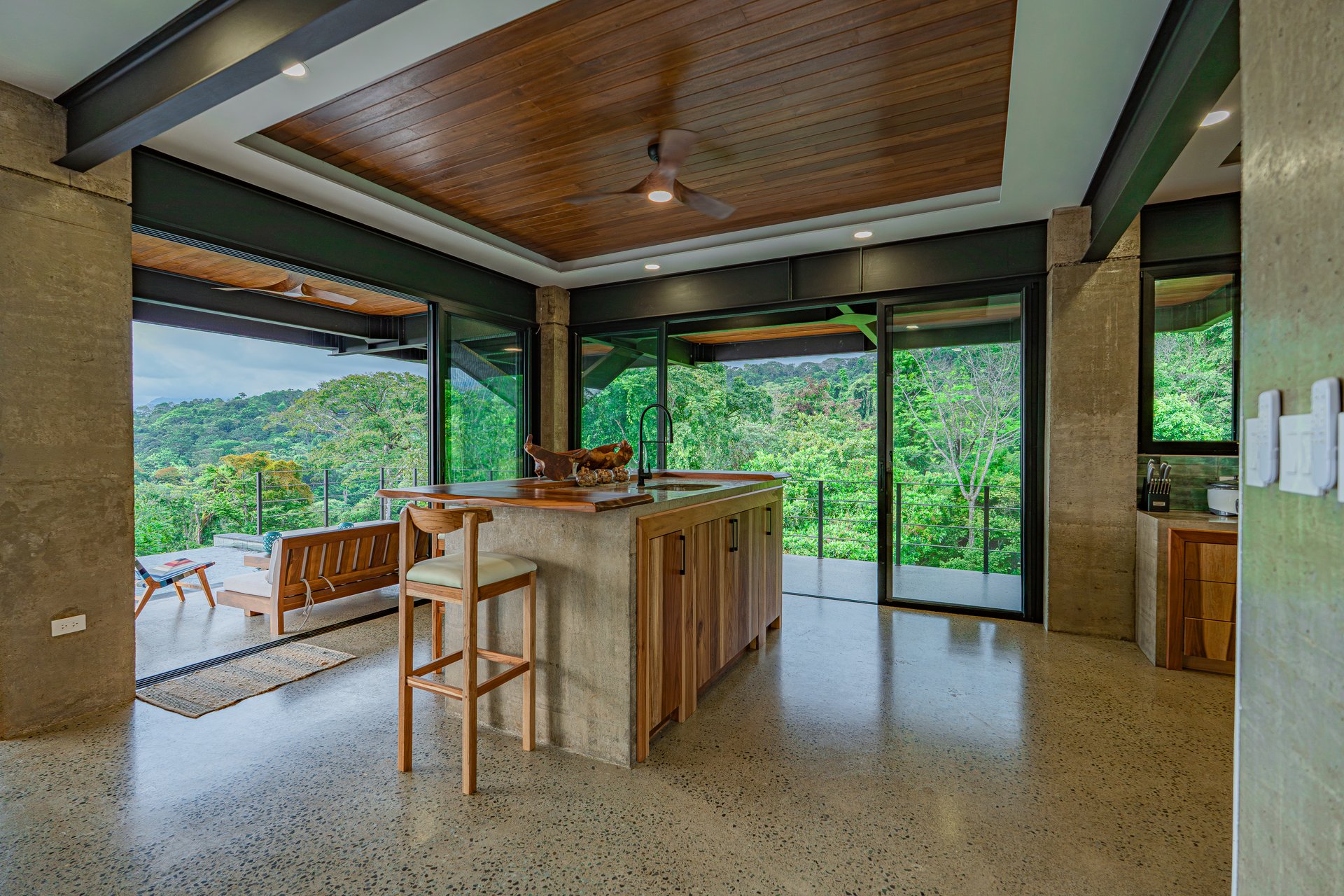 Luxury Modern House with Breathtaking Ocean Views in Las Brisas, Uvita