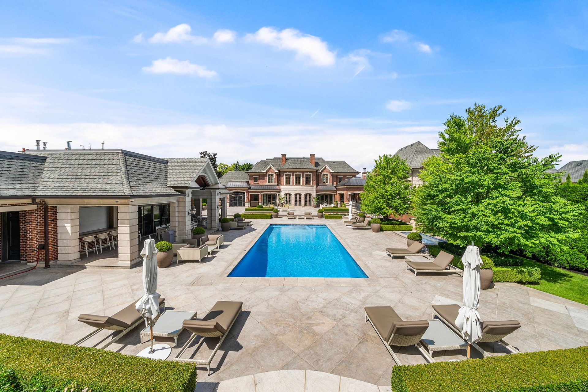 SOLD: A Triumph Of Architectural Brilliance
