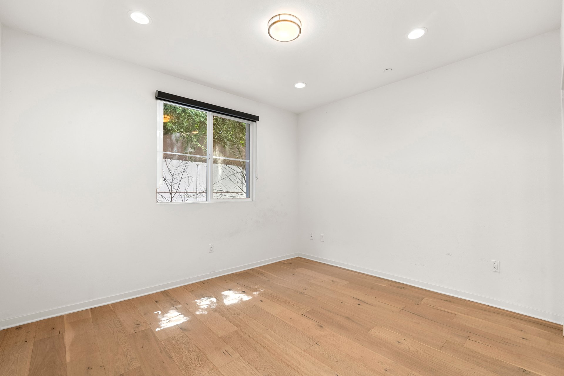 4240 Laurel Canyon Blvd Unit: 105, Studio City 
