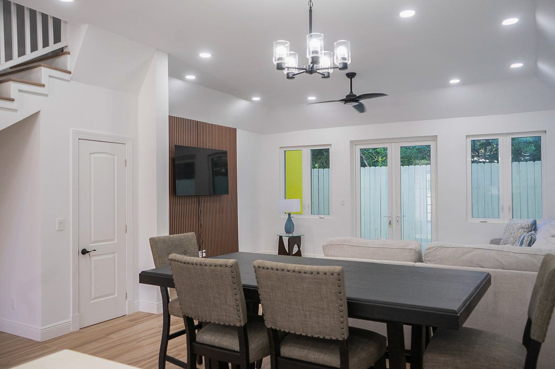 Unit #6 Dunmore Court
