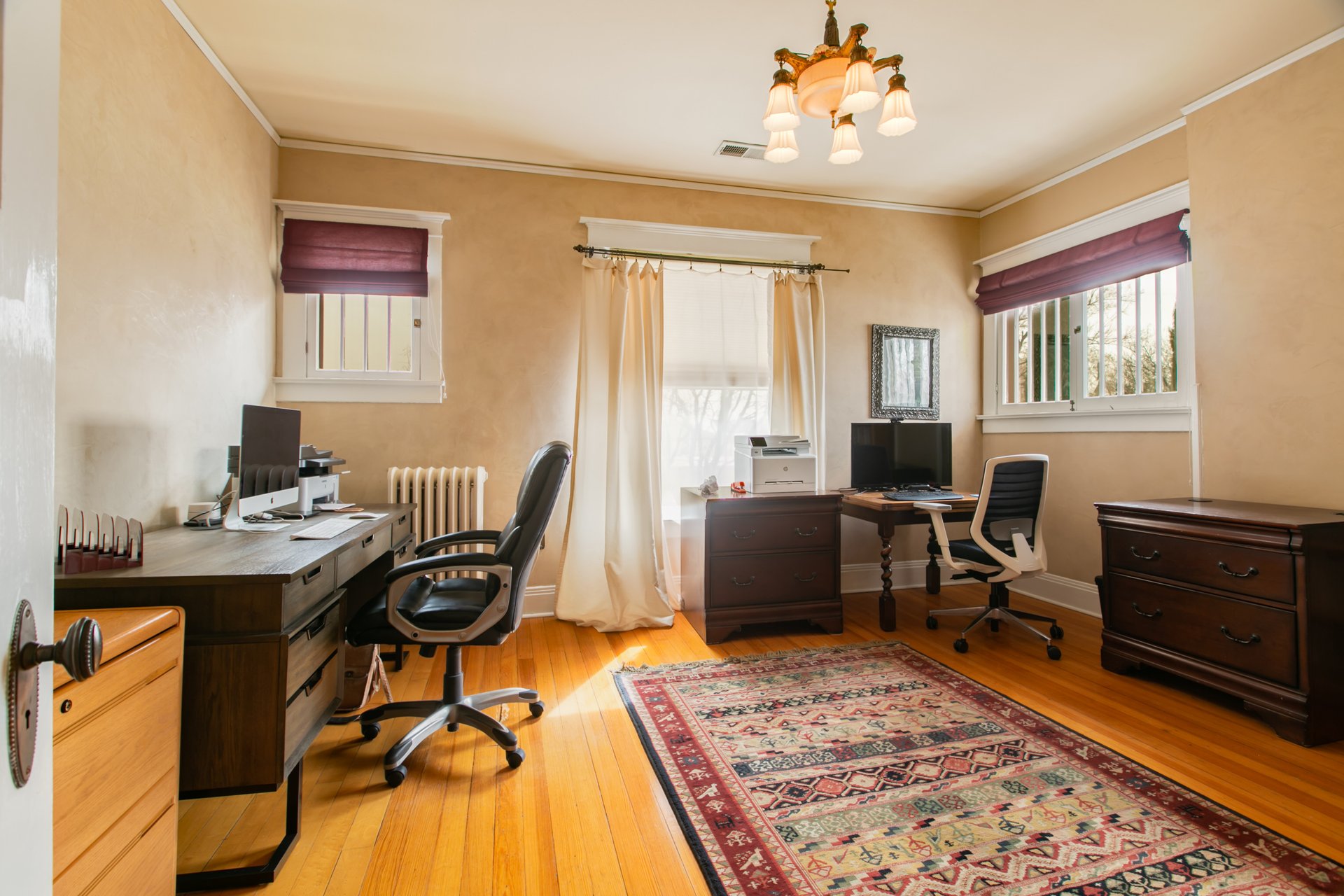1101 Marquette Ave NW